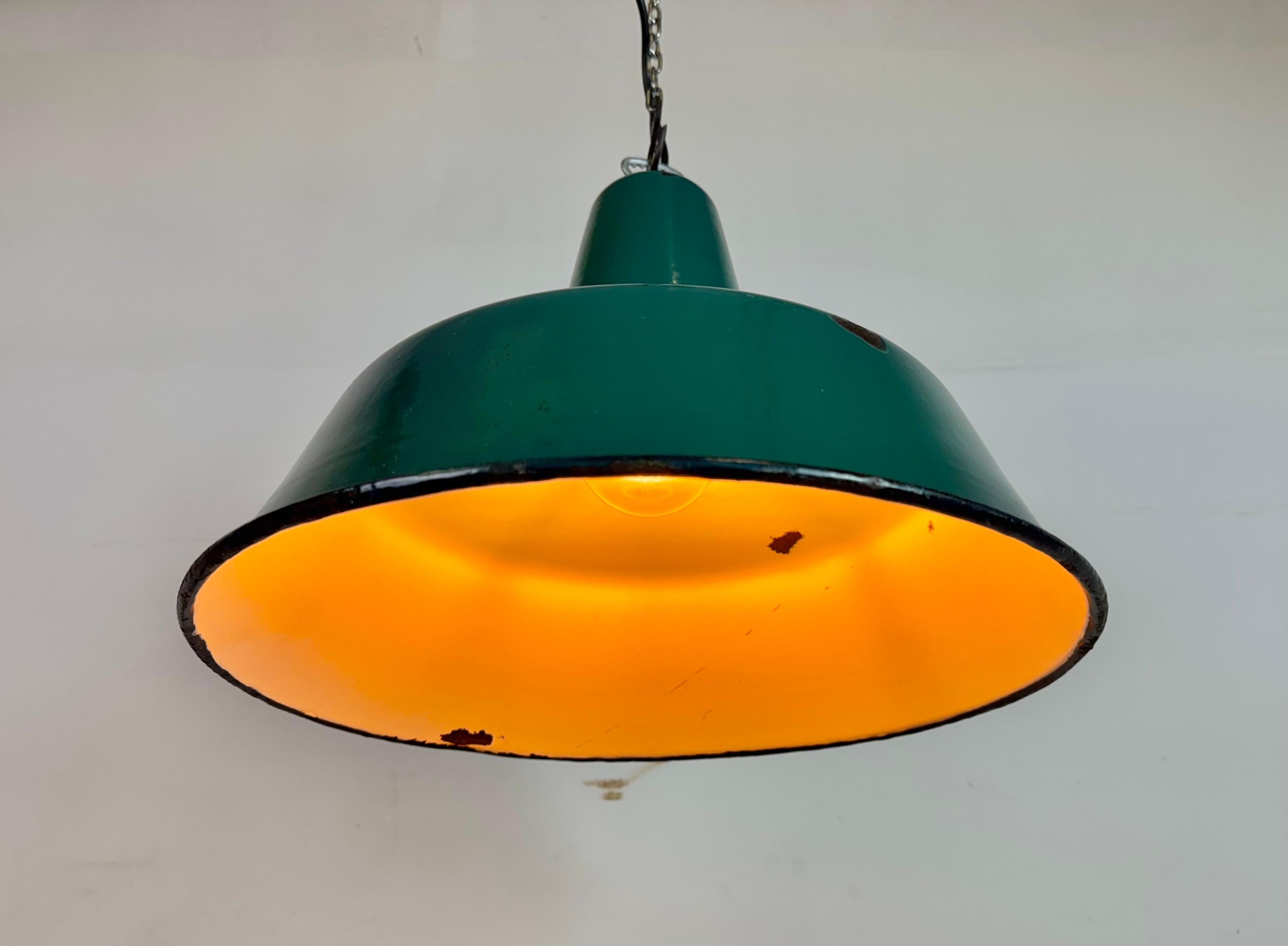 Large Industrial Green Enamel Factory Pendant Lamp, 1960s For Sale 5