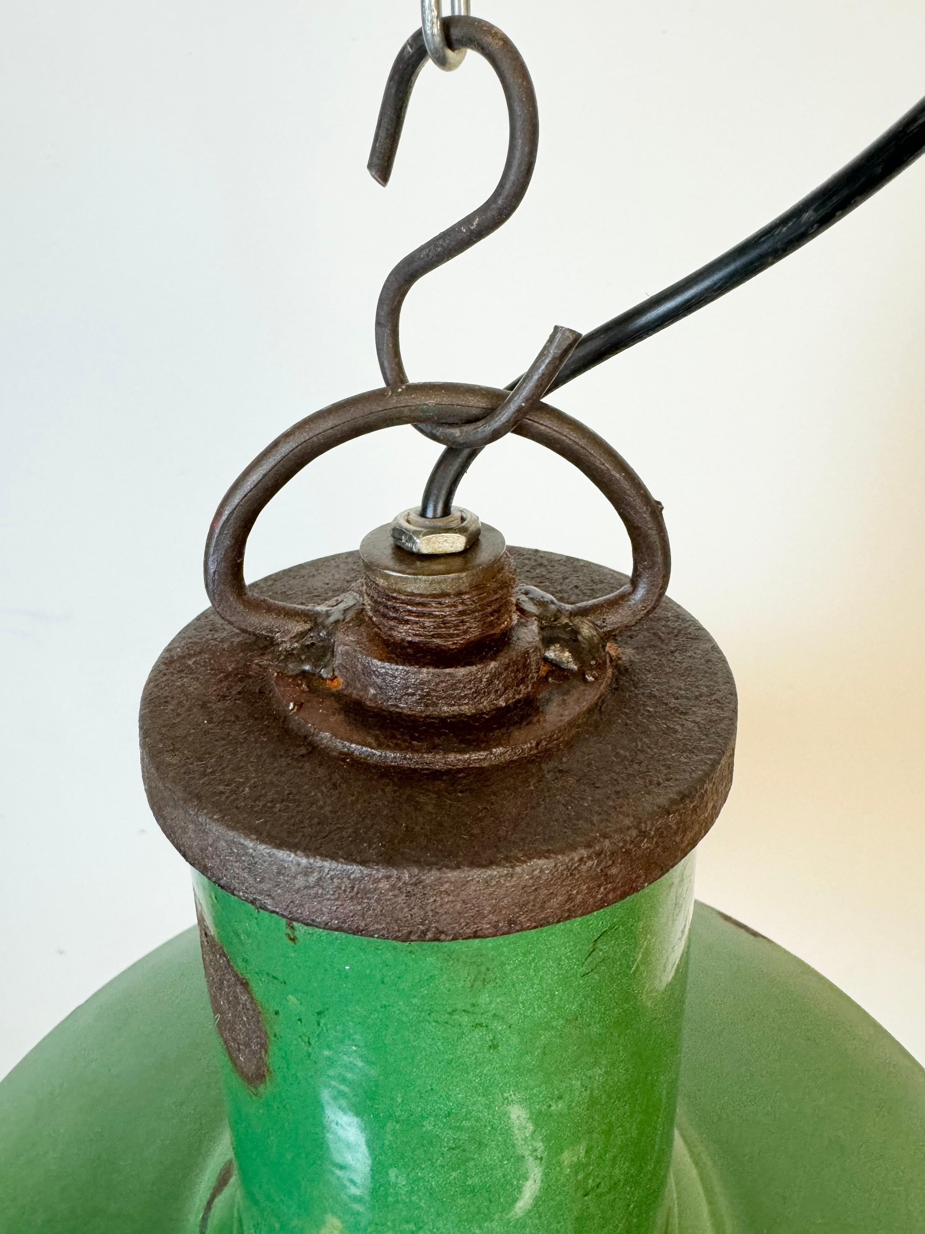 Large Industrial Green Enamel Factory Pendant Lamp from Revo, 1940s For Sale 1
