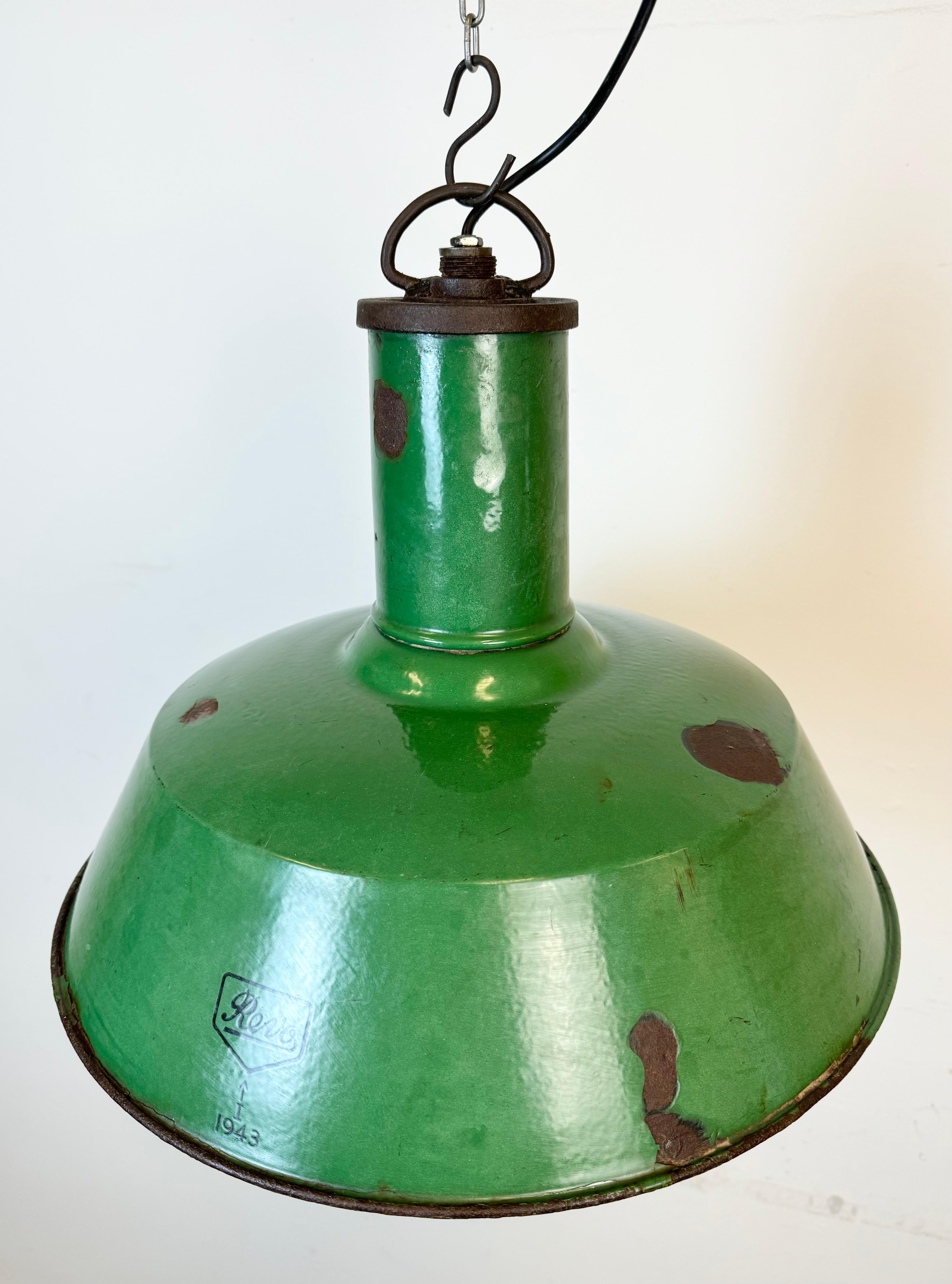 Large Industrial Green Enamel Factory Pendant Lamp from Revo, 1940s For Sale 3