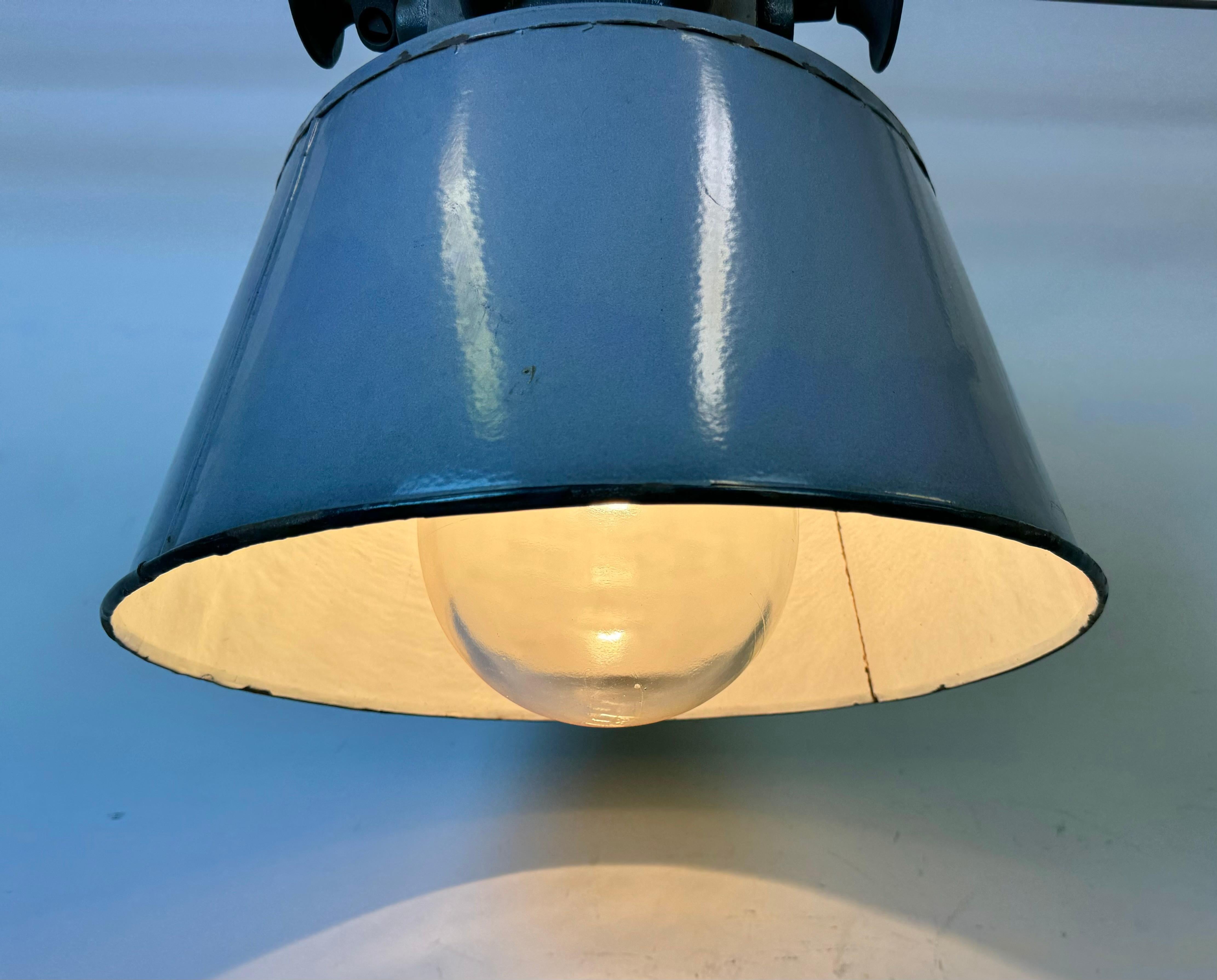 Large Industrial Grey Enamel and Cast Iron Pendant Light, 1960s For Sale 5