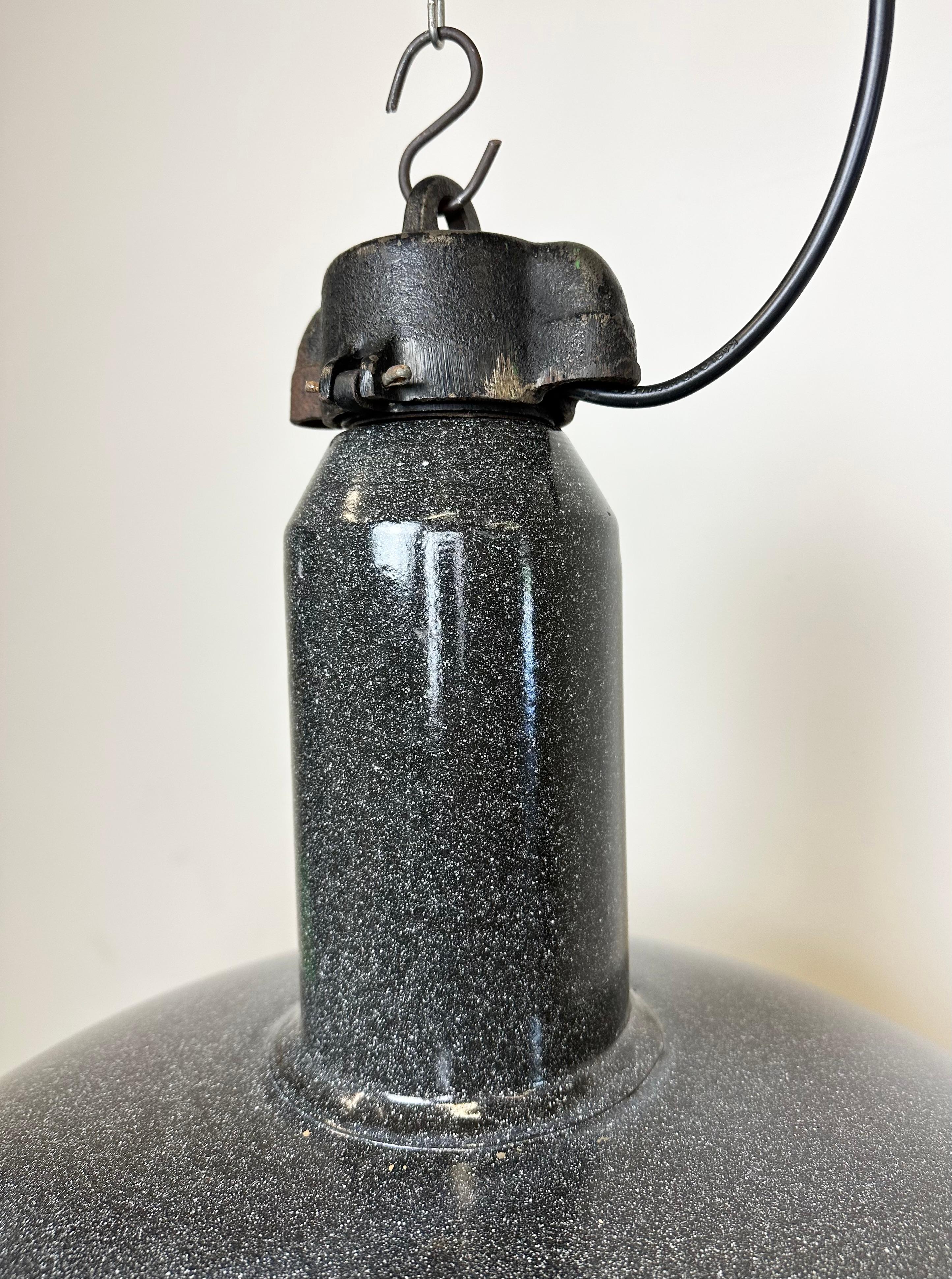 Large Industrial Grey Enamel Factory Lamp with Cast Iron Top, 1960s For Sale 2