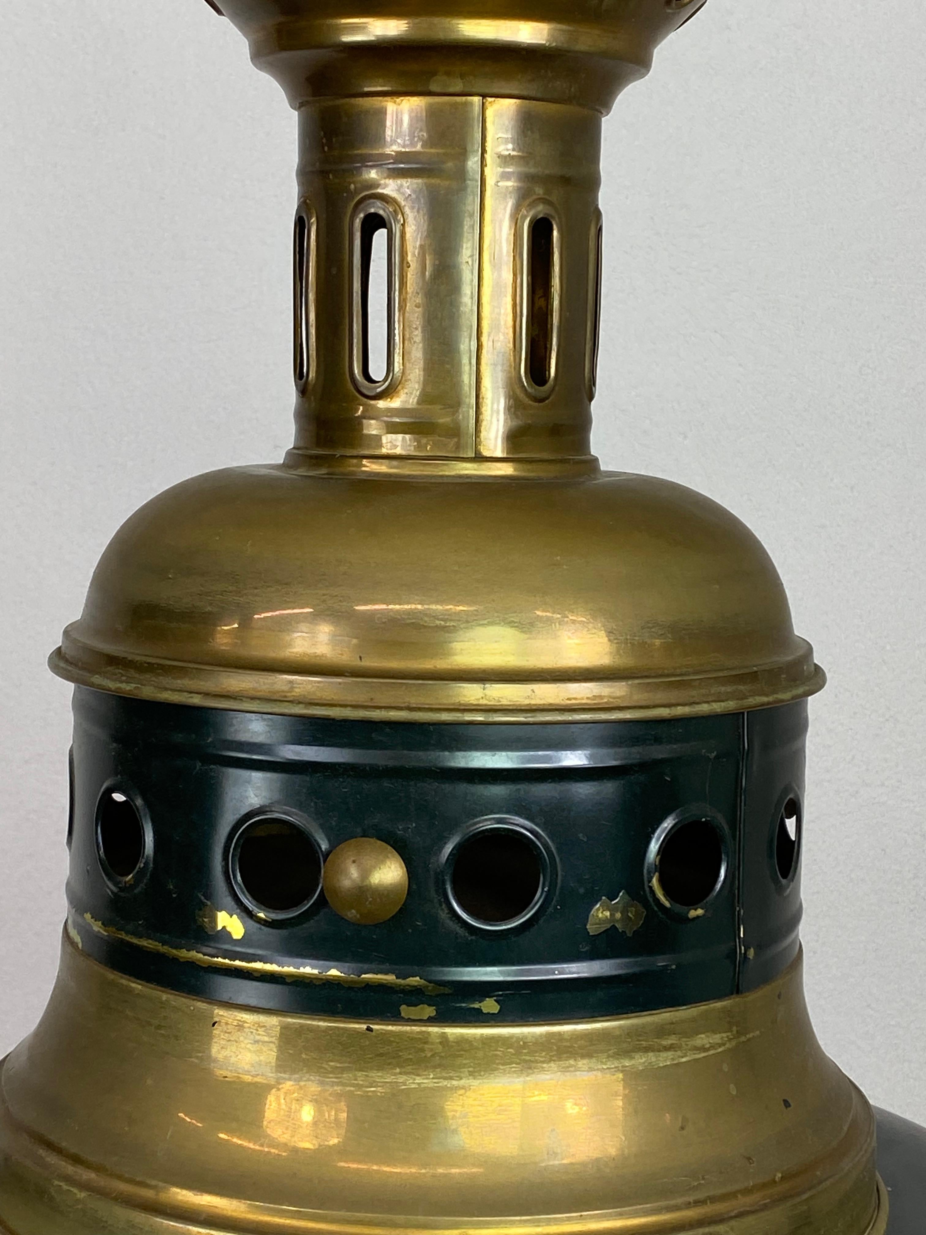 Ottone Grandi lampade industriali a sospensione in vendita