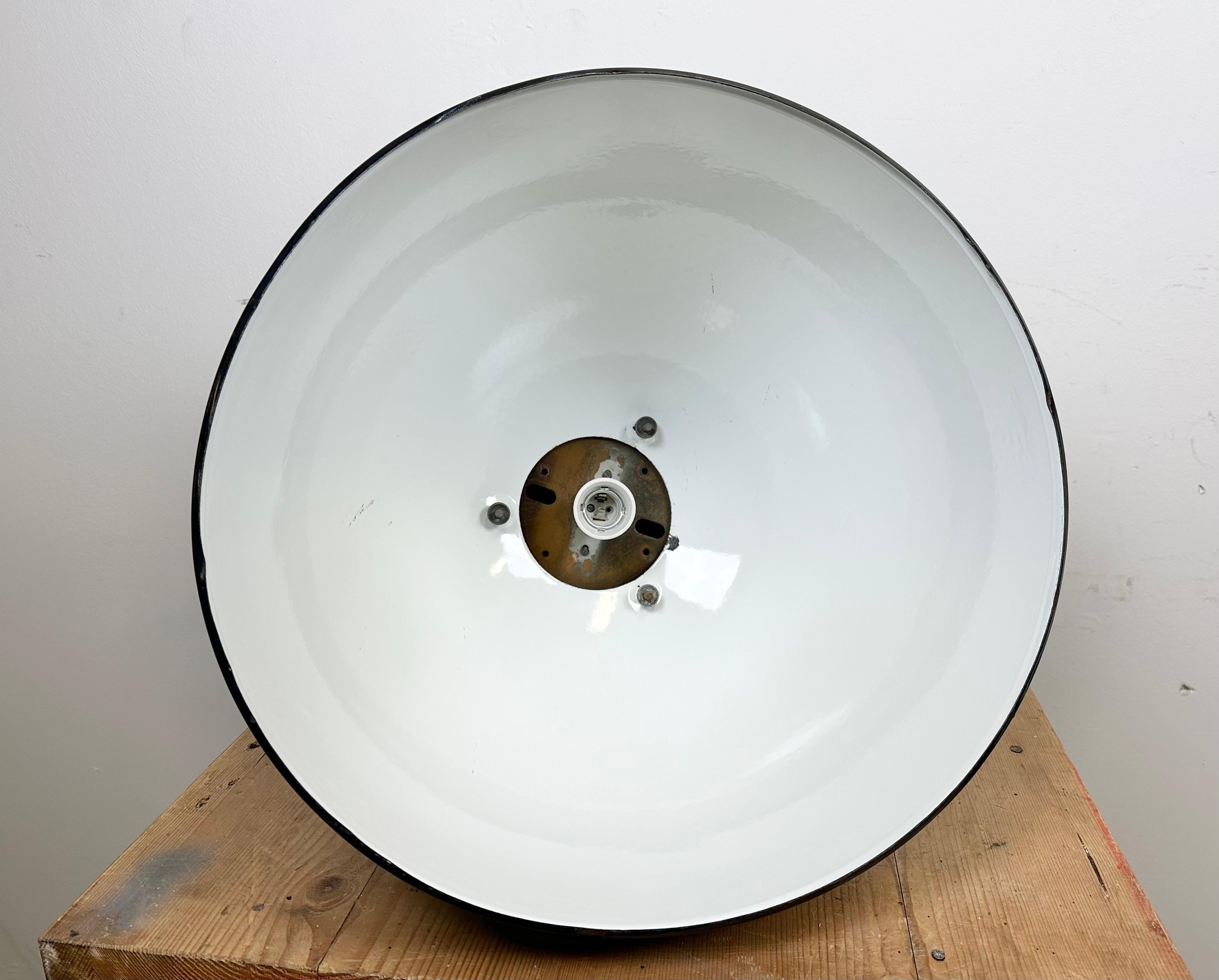 Large Industrial Italian Grey Enamel Lamp from Cariboni, 1970s For Sale 16