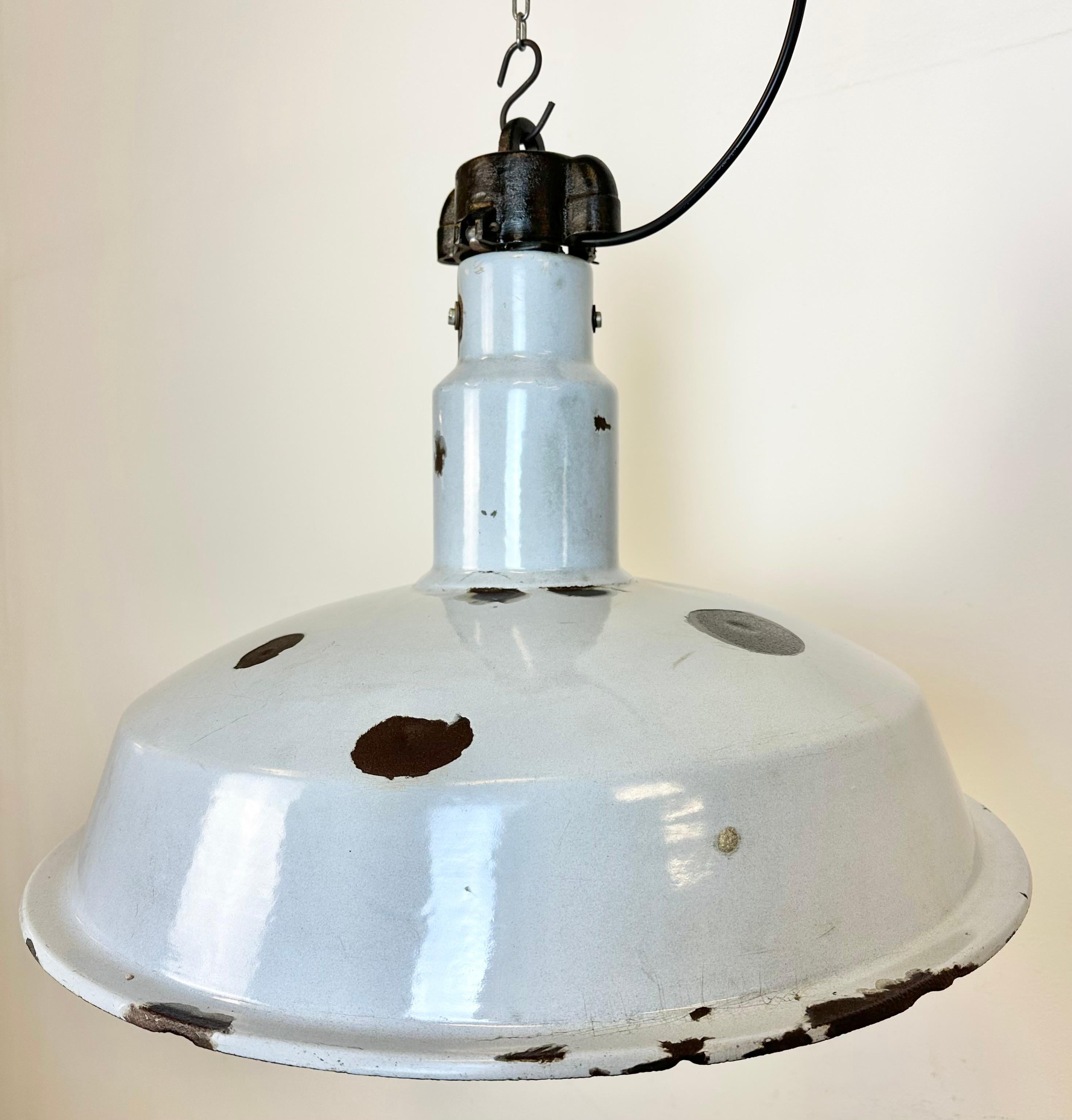 20th Century Large Industrial Midcentury Grey Enamel Factory Lamp, 1950s For Sale