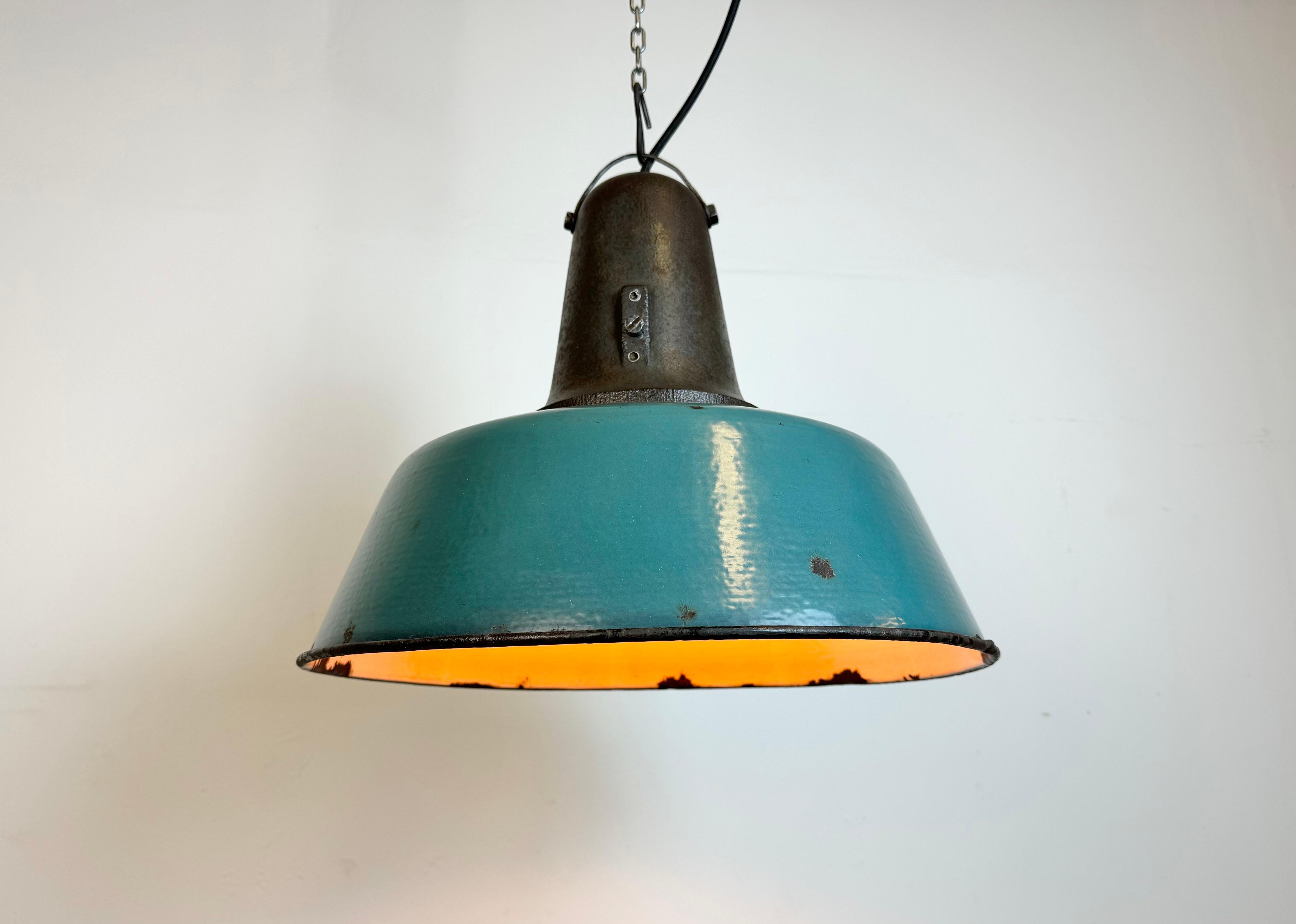 Large Industrial Petrol Enamel Factory Lamp with Cast Iron Top, 1960s For Sale 5