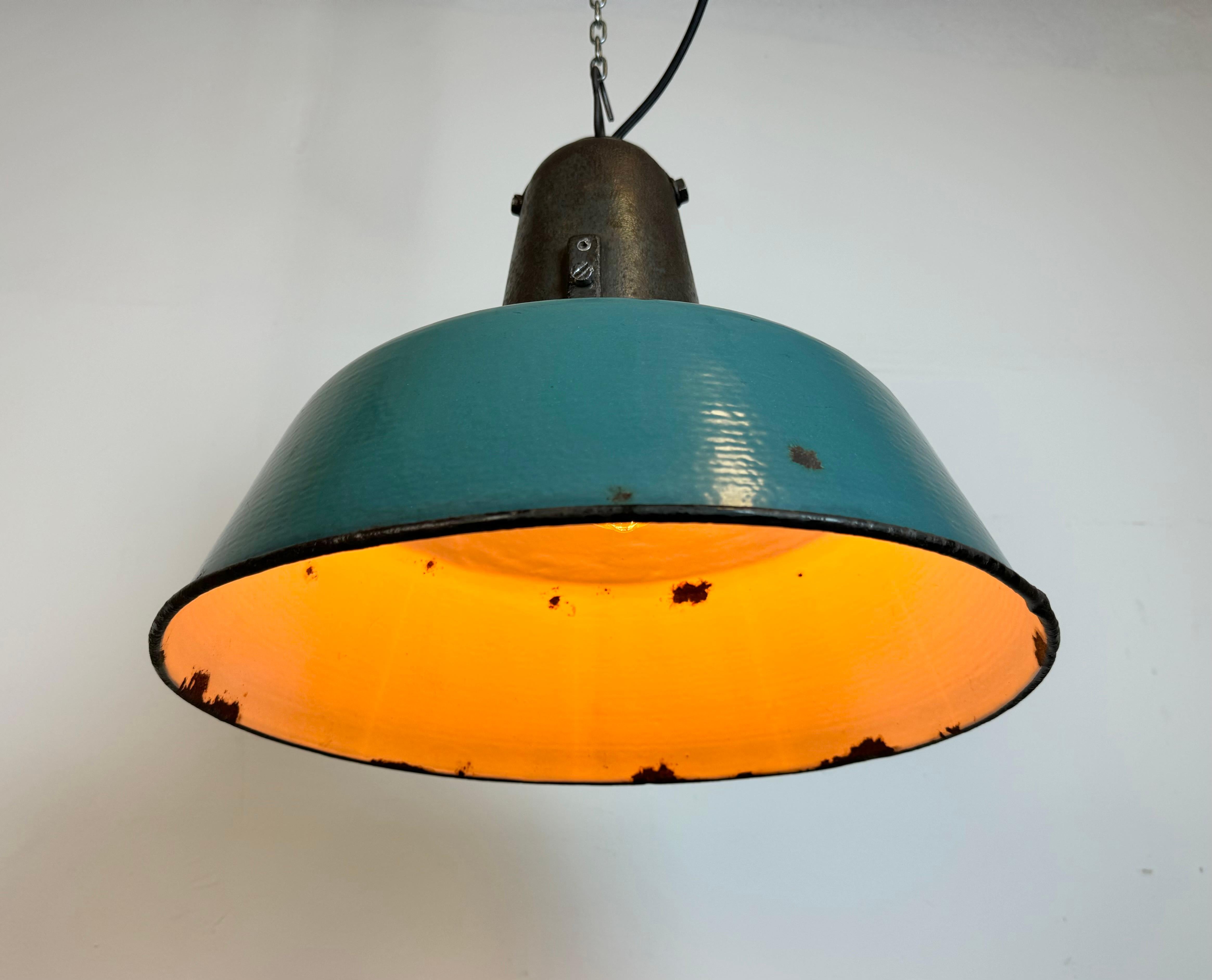 Large Industrial Petrol Enamel Factory Lamp with Cast Iron Top, 1960s For Sale 6