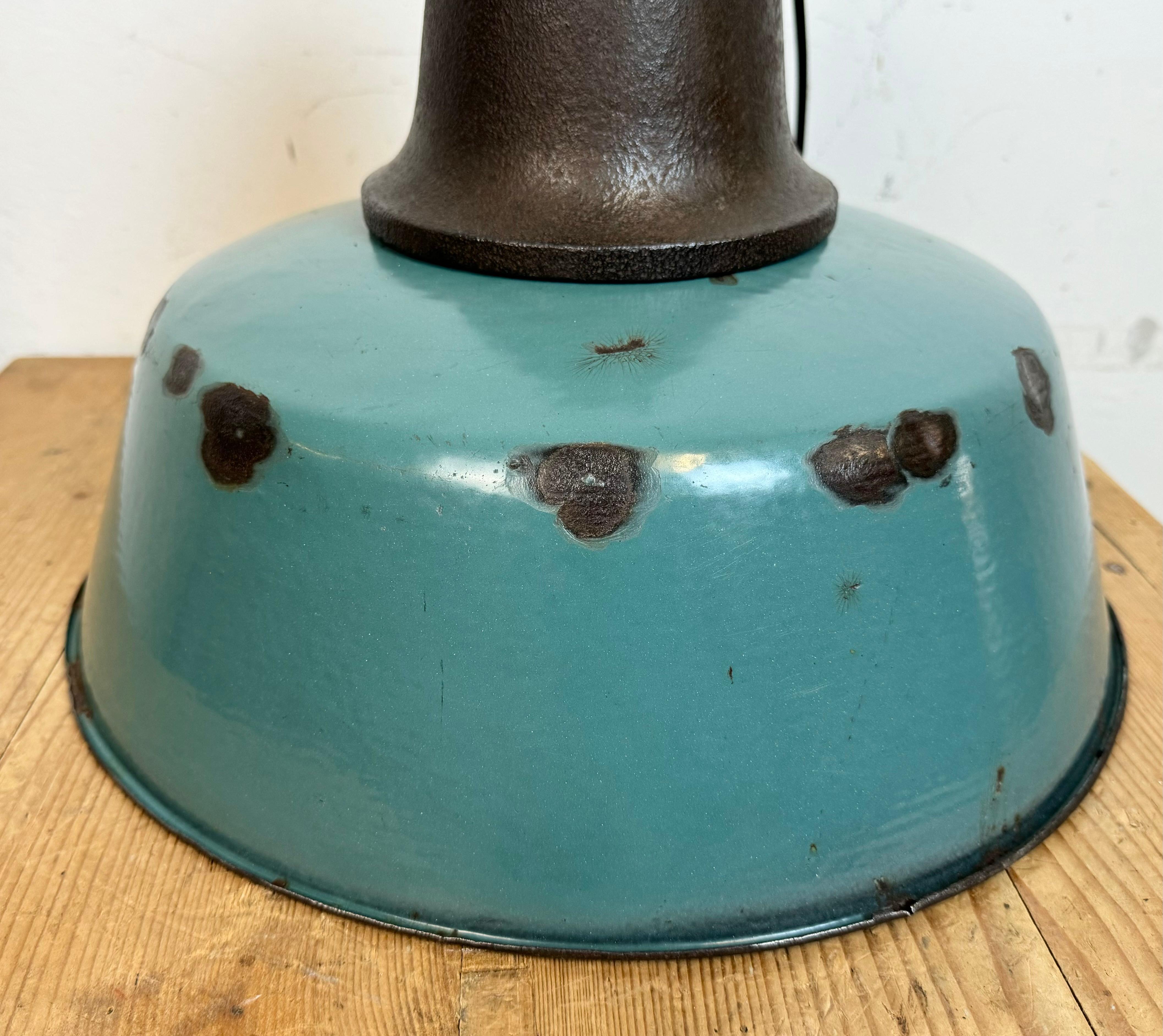 Large Industrial Petrol Enamel Factory Lamp with Cast Iron Top, 1960s For Sale 11