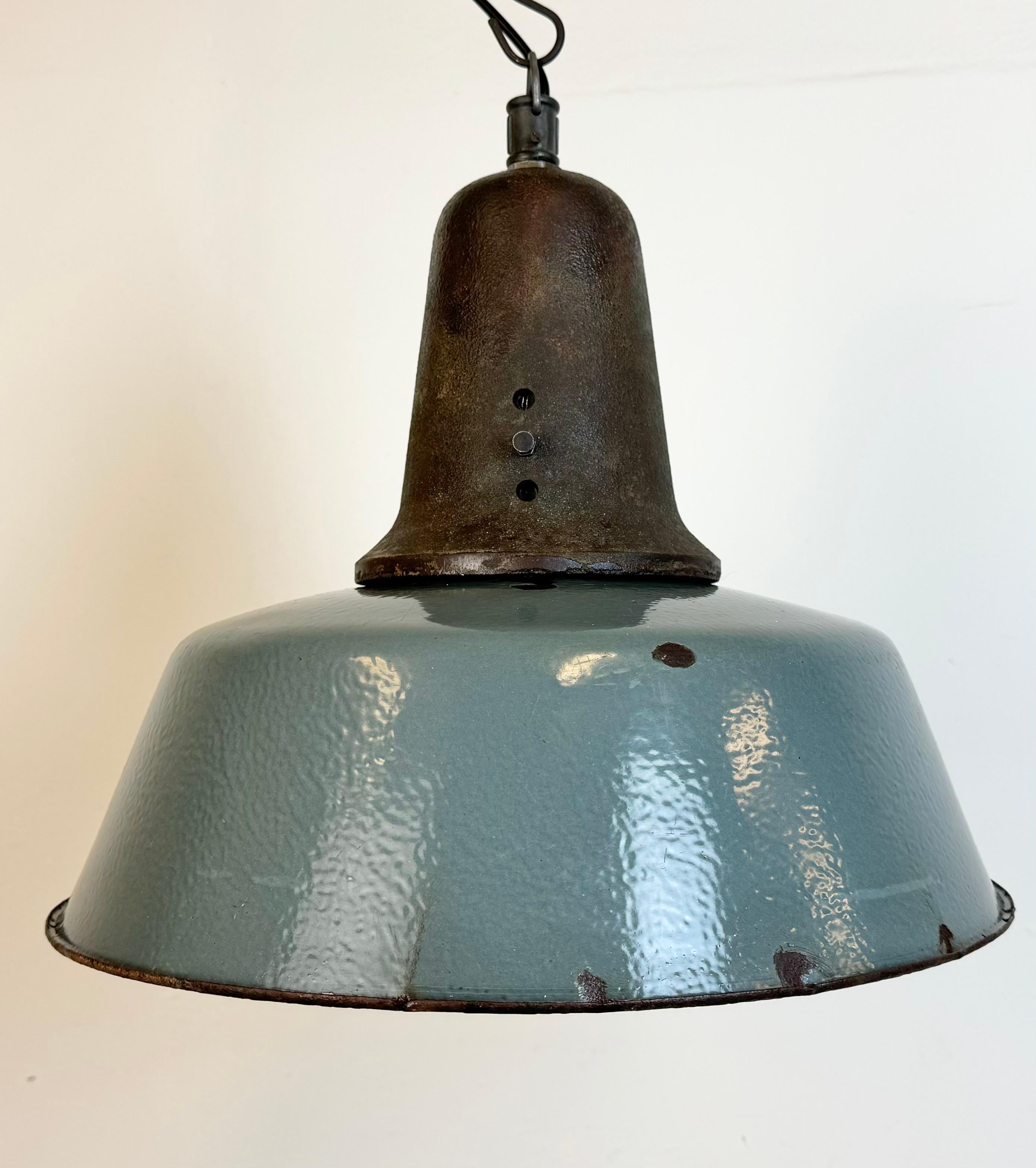 Polish Large Industrial Grey Enamel Factory Lamp with Cast Iron Top, 1960s For Sale