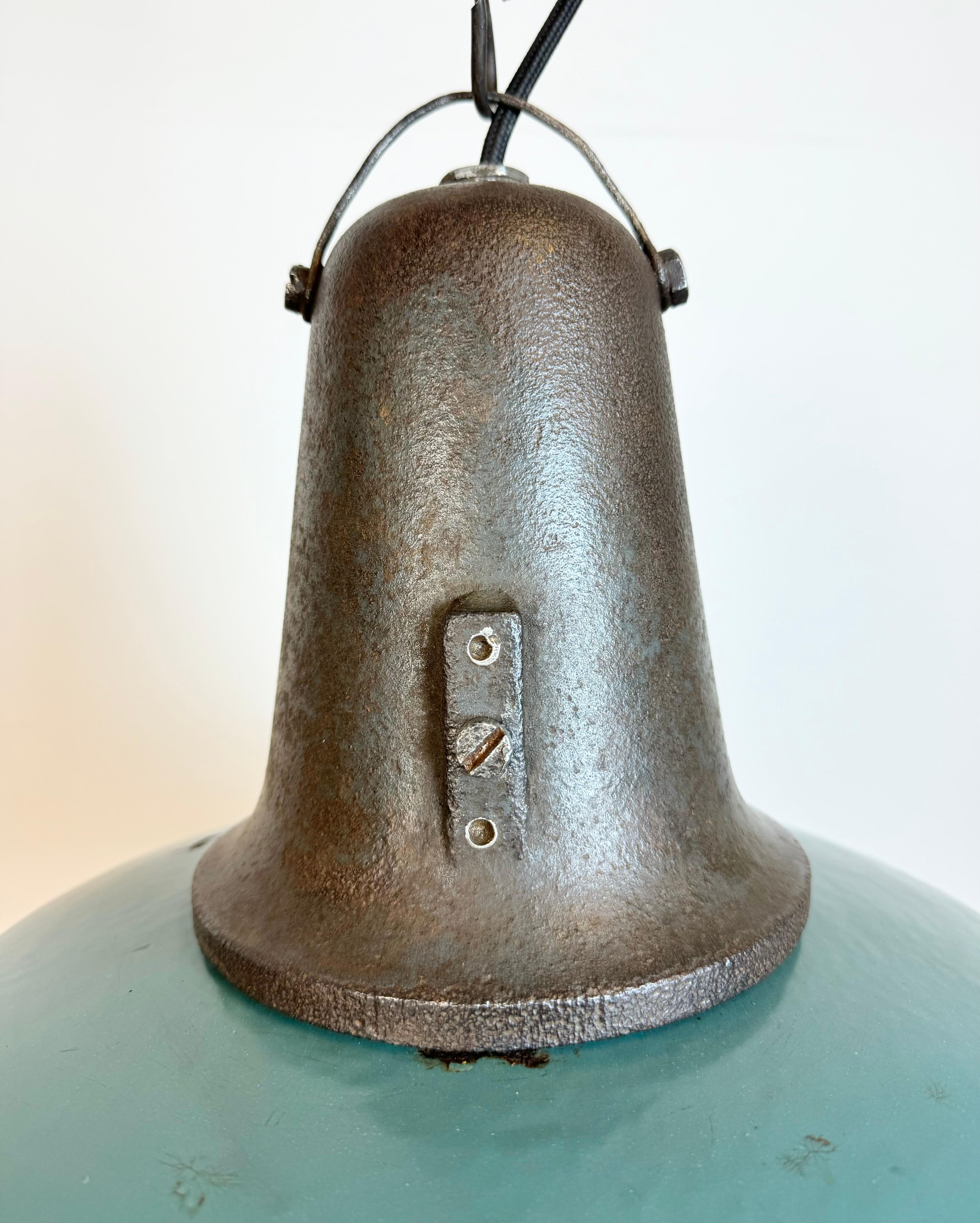 Large Industrial Petrol Enamel Factory Lamp with Cast Iron Top, 1960s In Good Condition For Sale In Kojetice, CZ