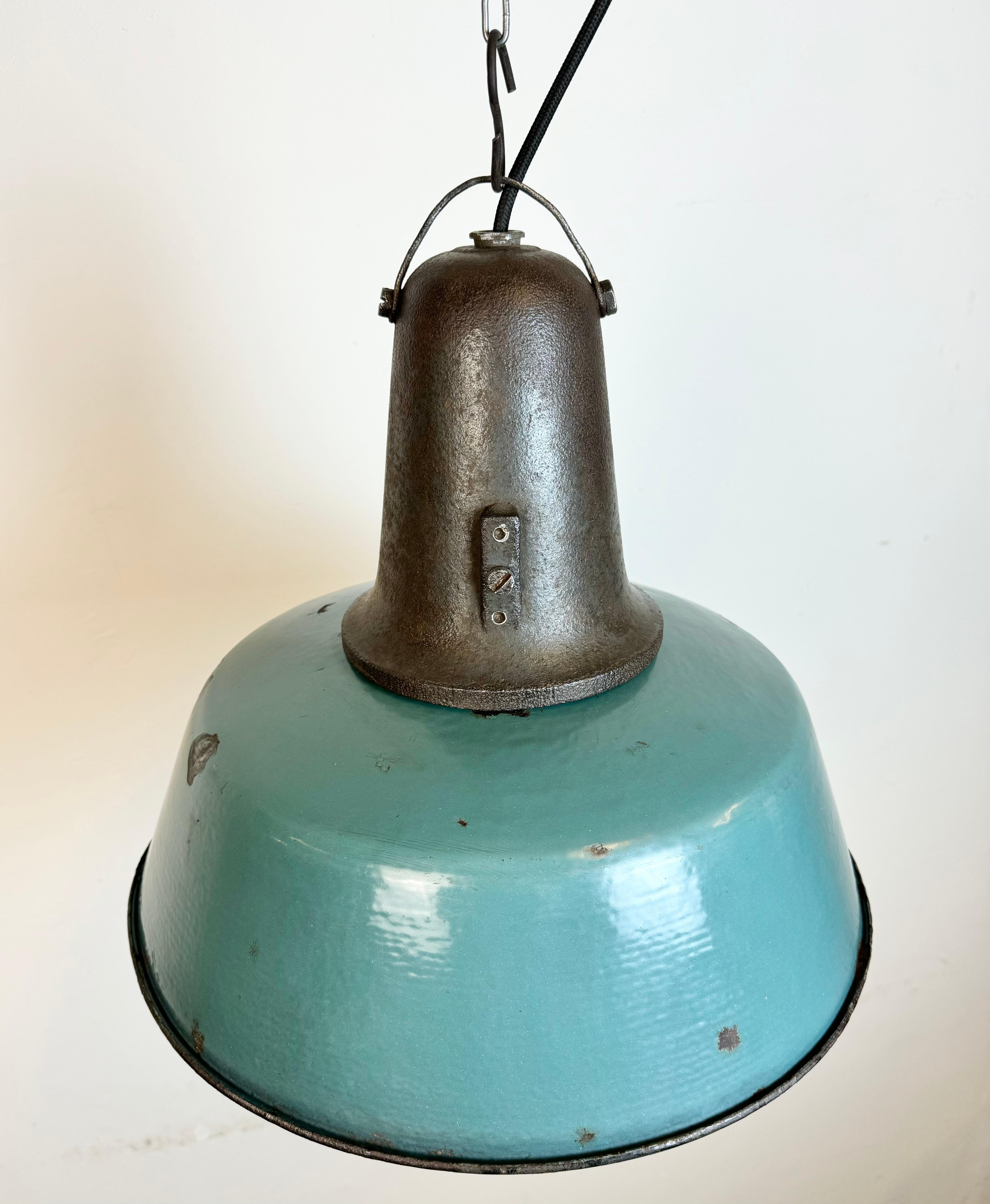 Large Industrial Petrol Enamel Factory Lamp with Cast Iron Top, 1960s For Sale 3