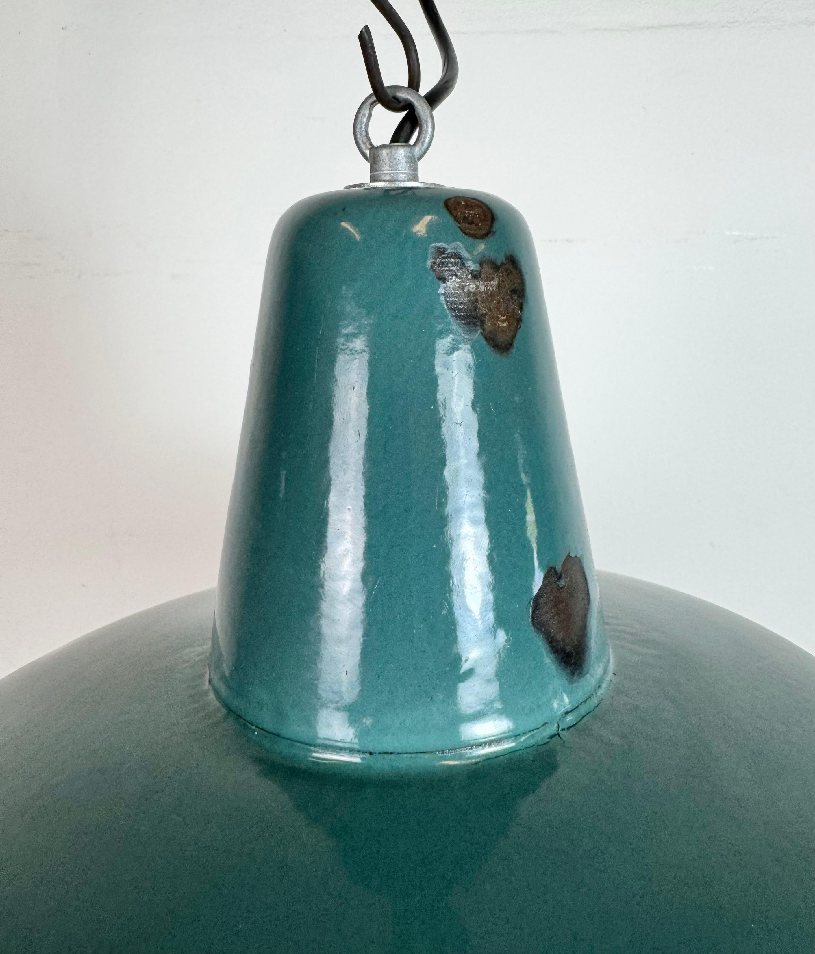 Large Industrial Petrol Enamel Factory Pendant Lamp, 1960s In Good Condition For Sale In Kojetice, CZ