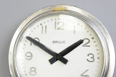 Grande horloge murale industrielle par Brillie:: circa 1930s