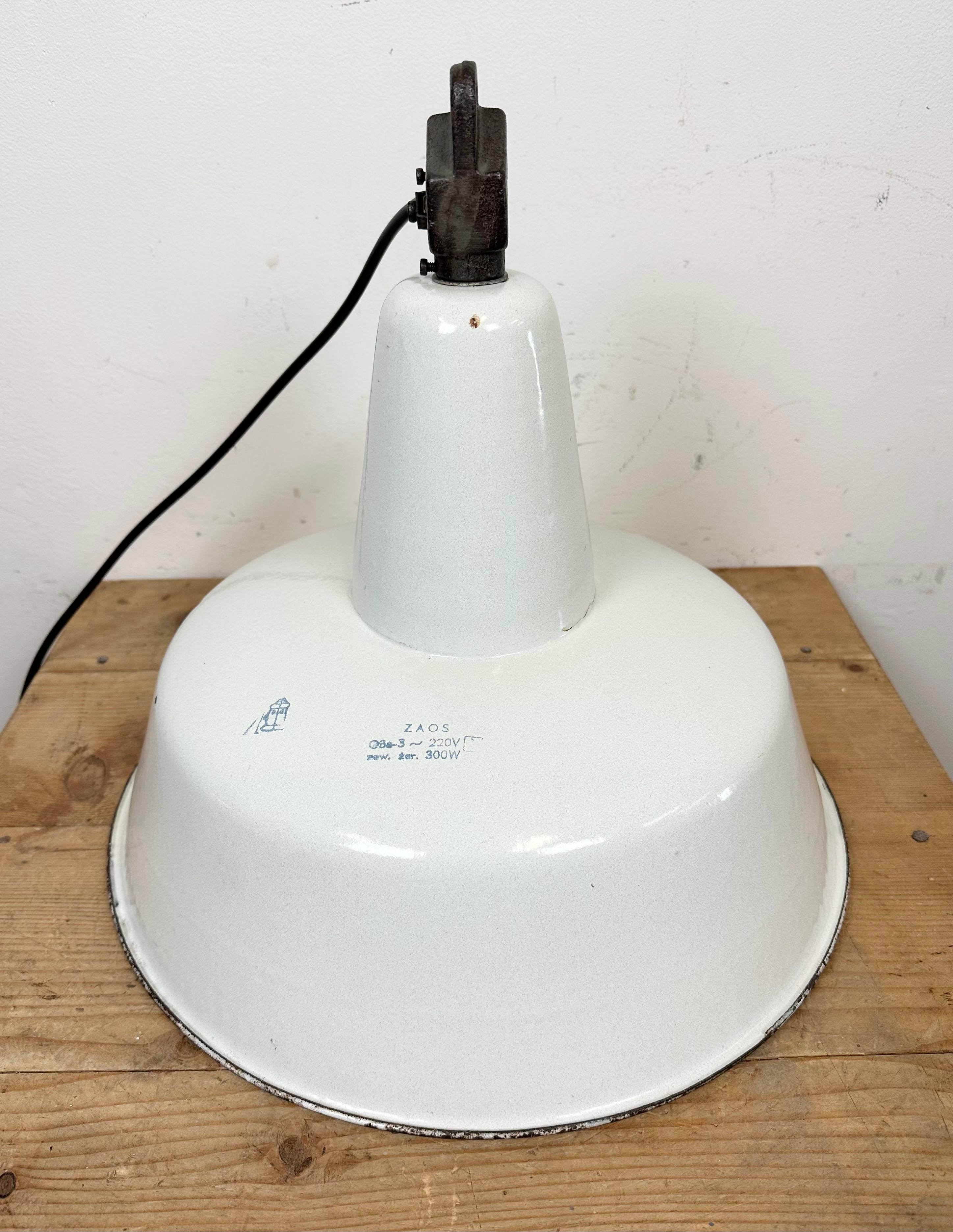 Large Industrial White Enamel Factory Pendant Lamp from Zaos, 1960s For Sale 8