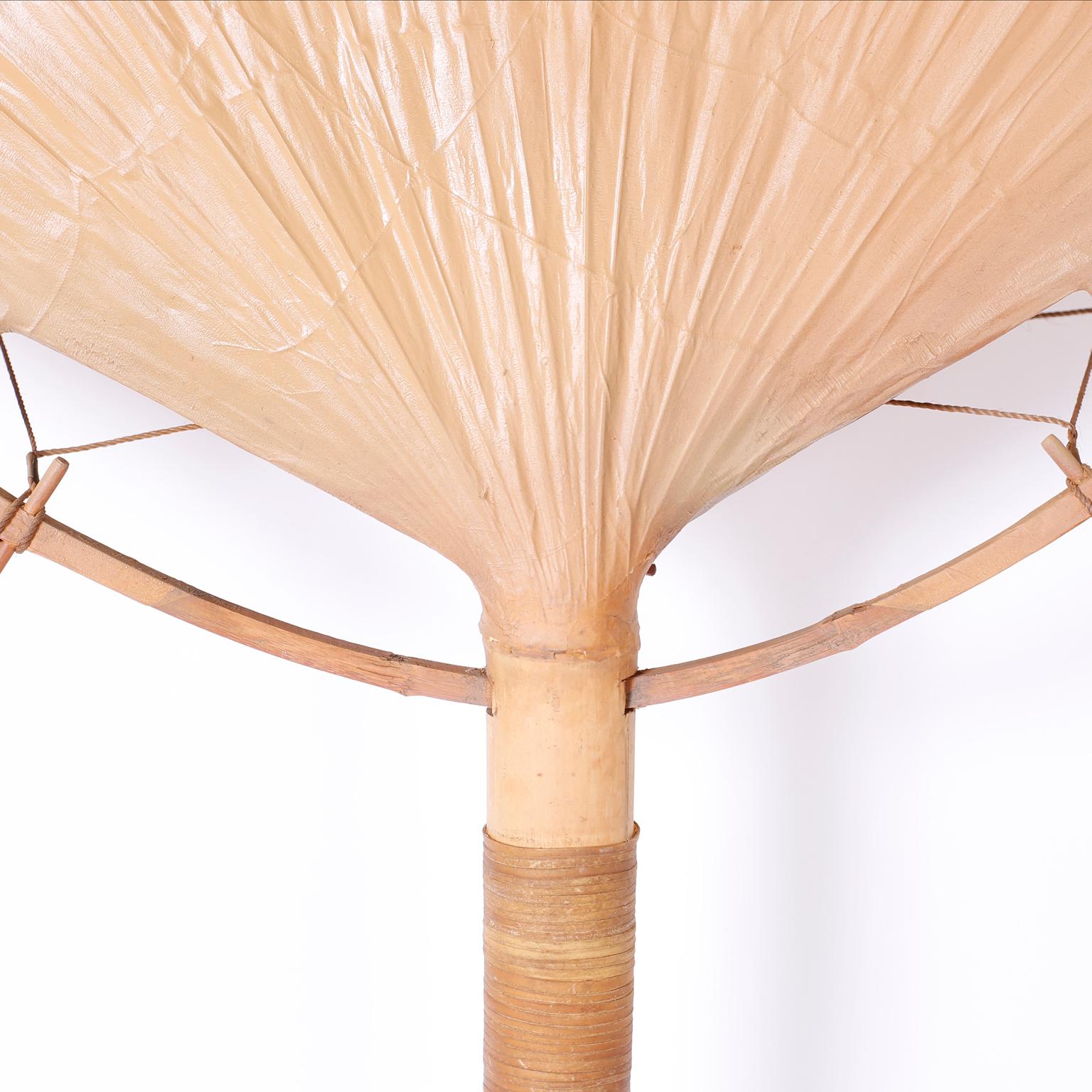 Große Ingo Maurer Palm Frond Stehleuchte für die Wandmontage (Britisch Kolonial)