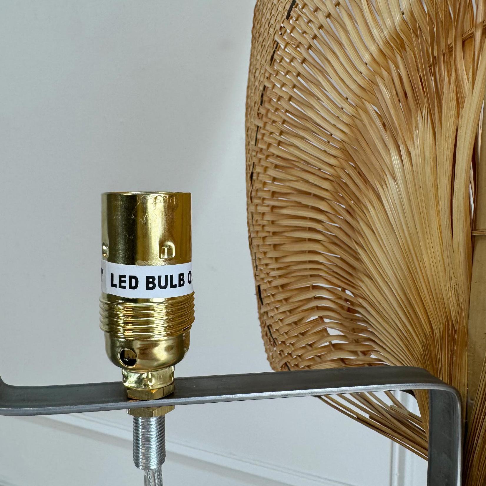 Grande applique Uchiwa de style Ingo Maurer en vente 2