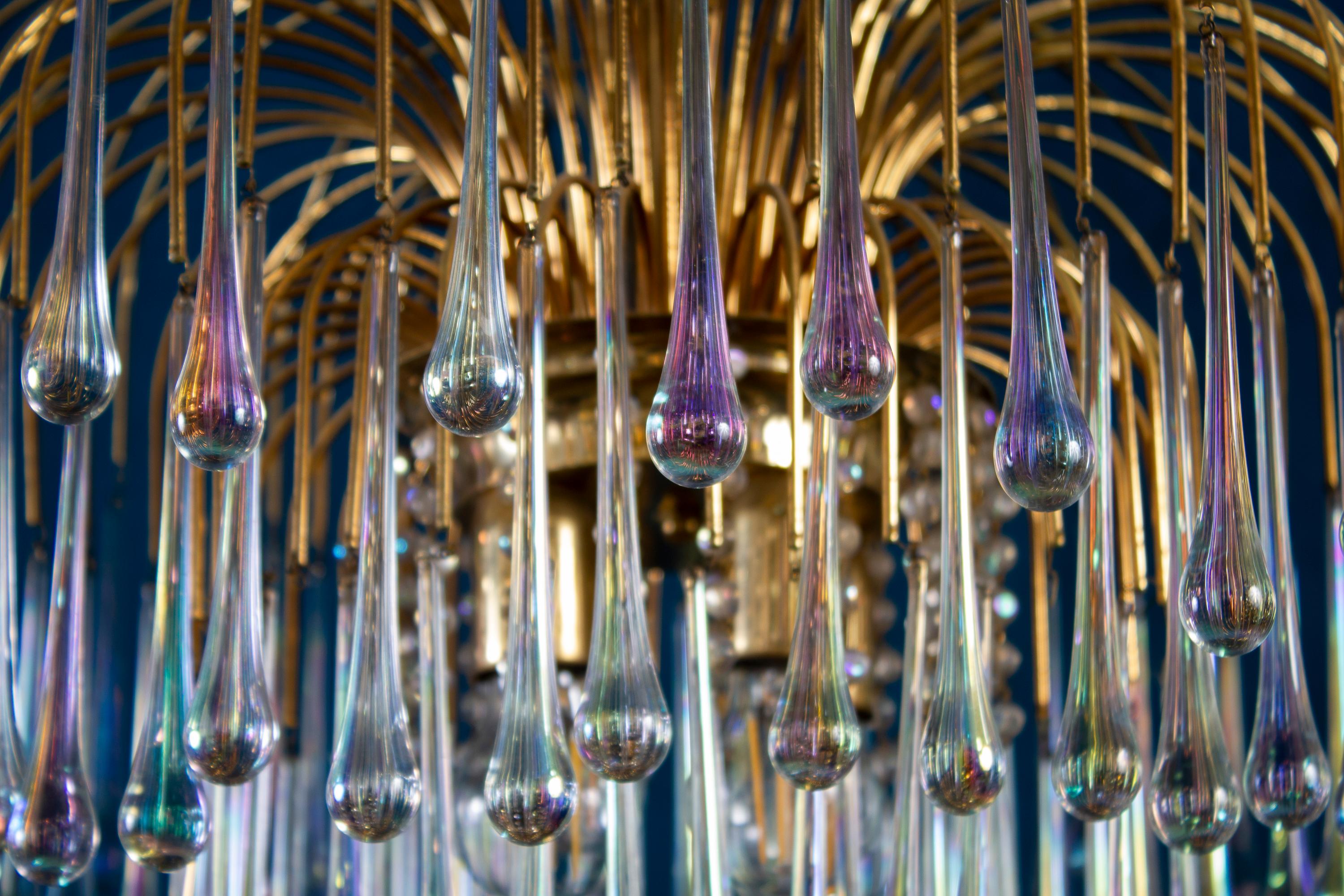 Italian Large Iridescent Murano Glass Drops Chandelier Venini Style 1970s