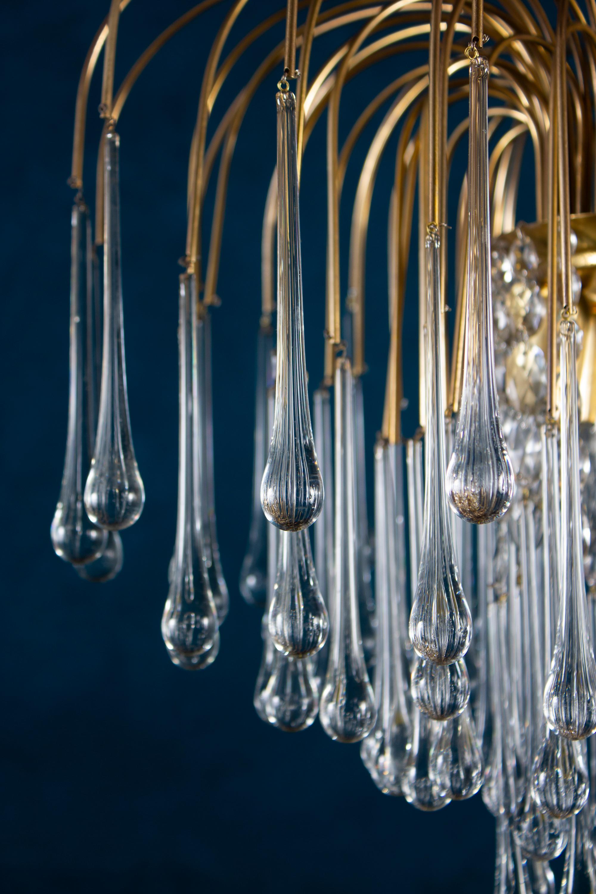 Gran Lámpara de Gotas de Cristal de Murano Iridiscente Estilo Venini Años 70 siglo XX en venta