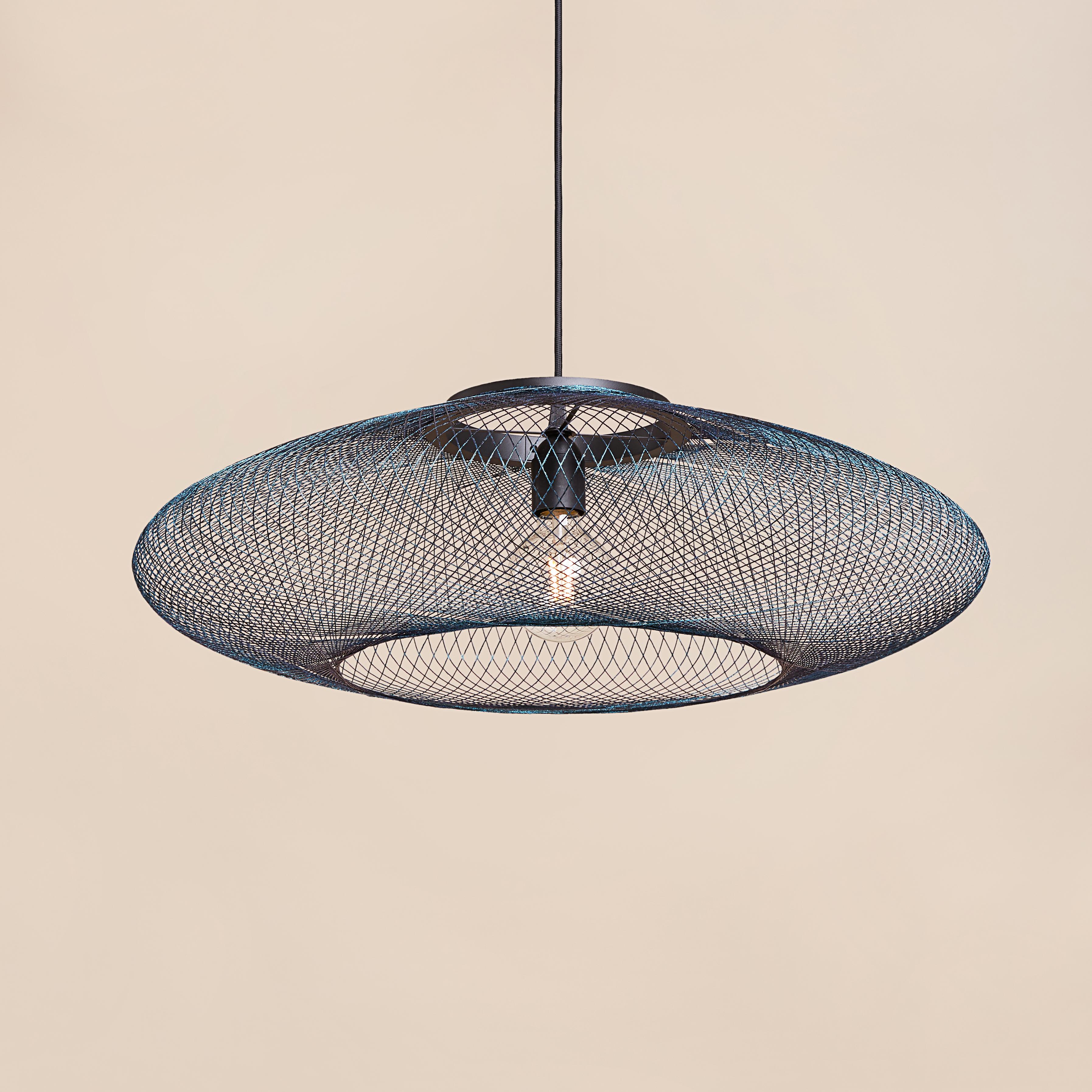 Olandese Lampada a sospensione UFO grande e iridescente di Atelier A Robotiq in vendita