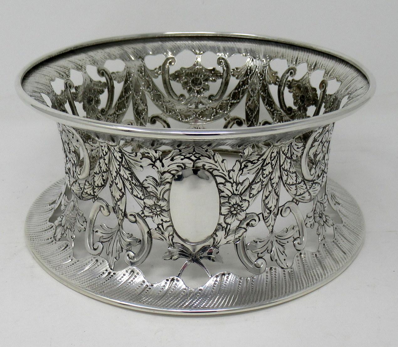 Large Irish Style Sterling Silver Dish Ring Birmingham 1913 Williams Ltd 14 ozs In Good Condition In Dublin, Ireland