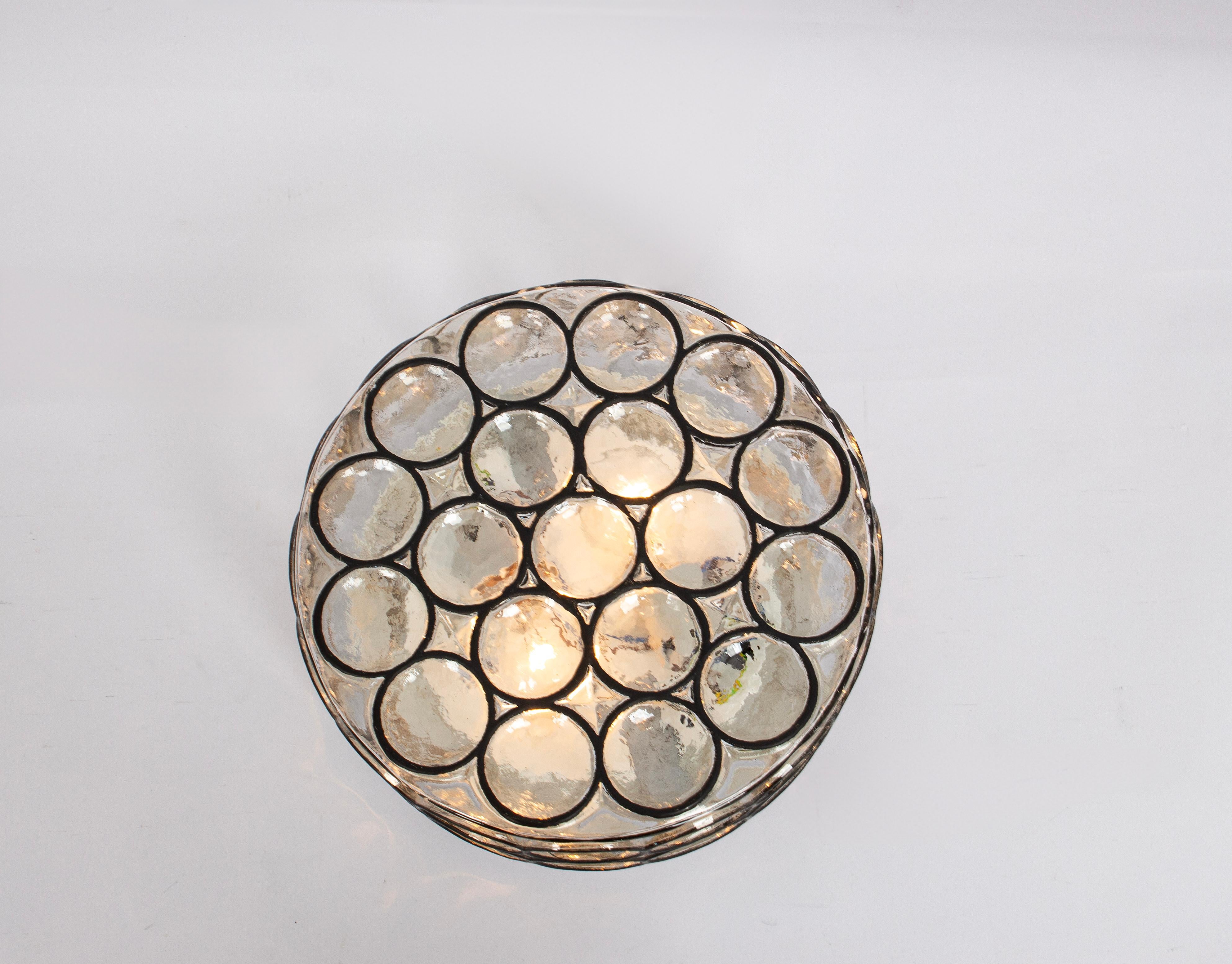Tedesco Grandi luci da parete o soffitto in ferro e vetro di Limburg, Germania, anni '60 in vendita