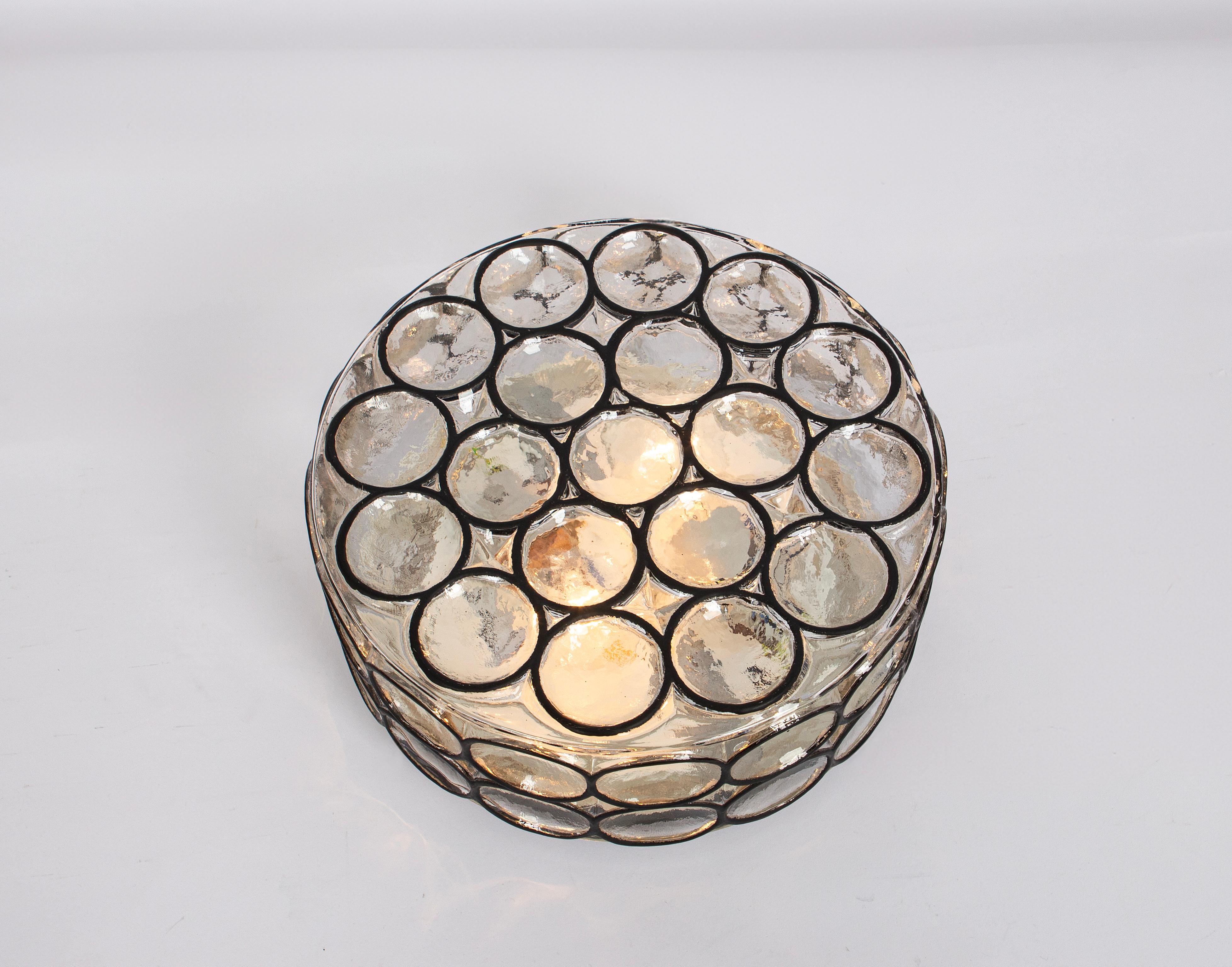 Grandi luci da parete o soffitto in ferro e vetro di Limburg, Germania, anni '60 in vendita 2