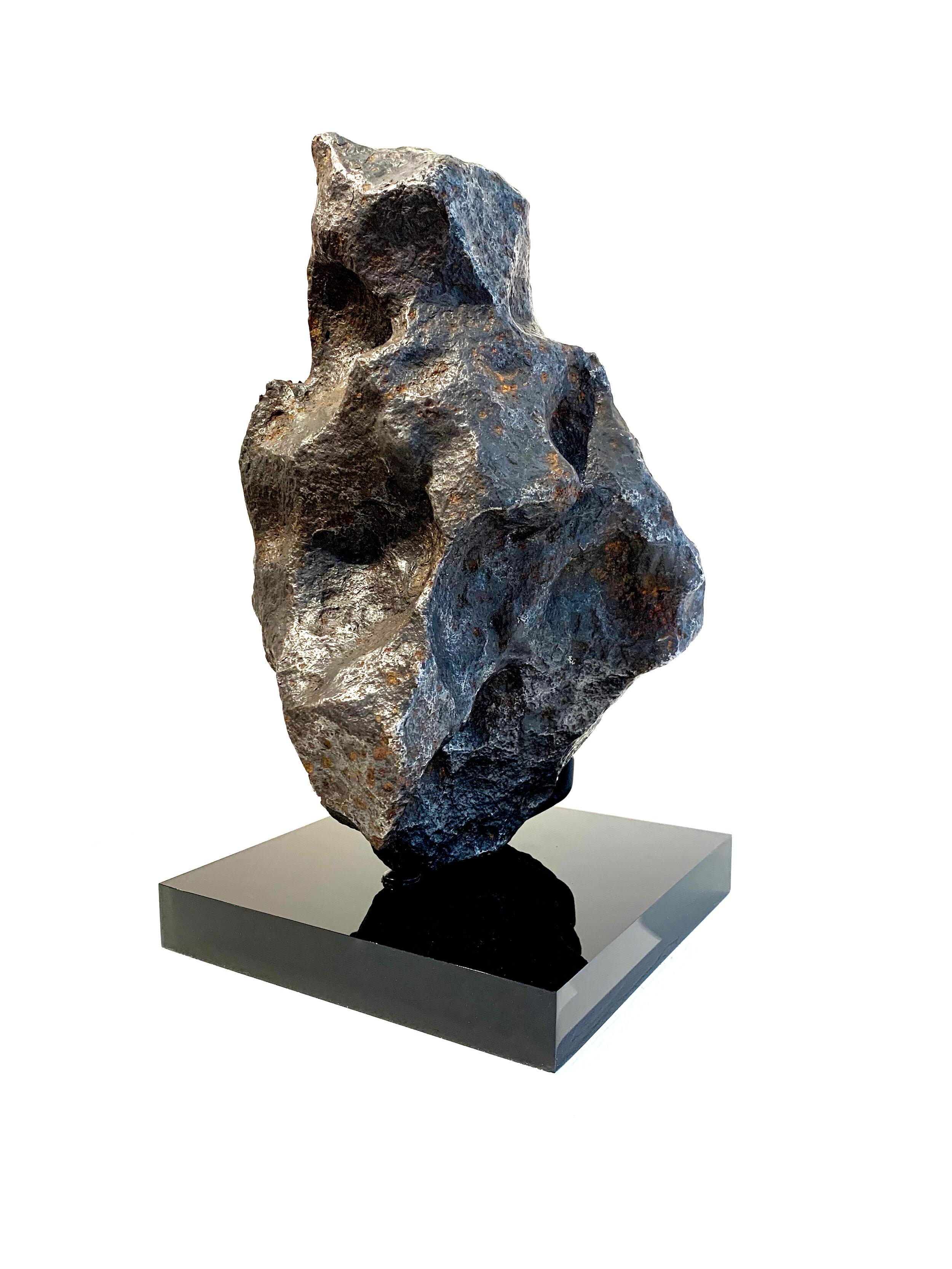 Large Iron Meteorite Sculpture In Good Condition In Cambridge, GB