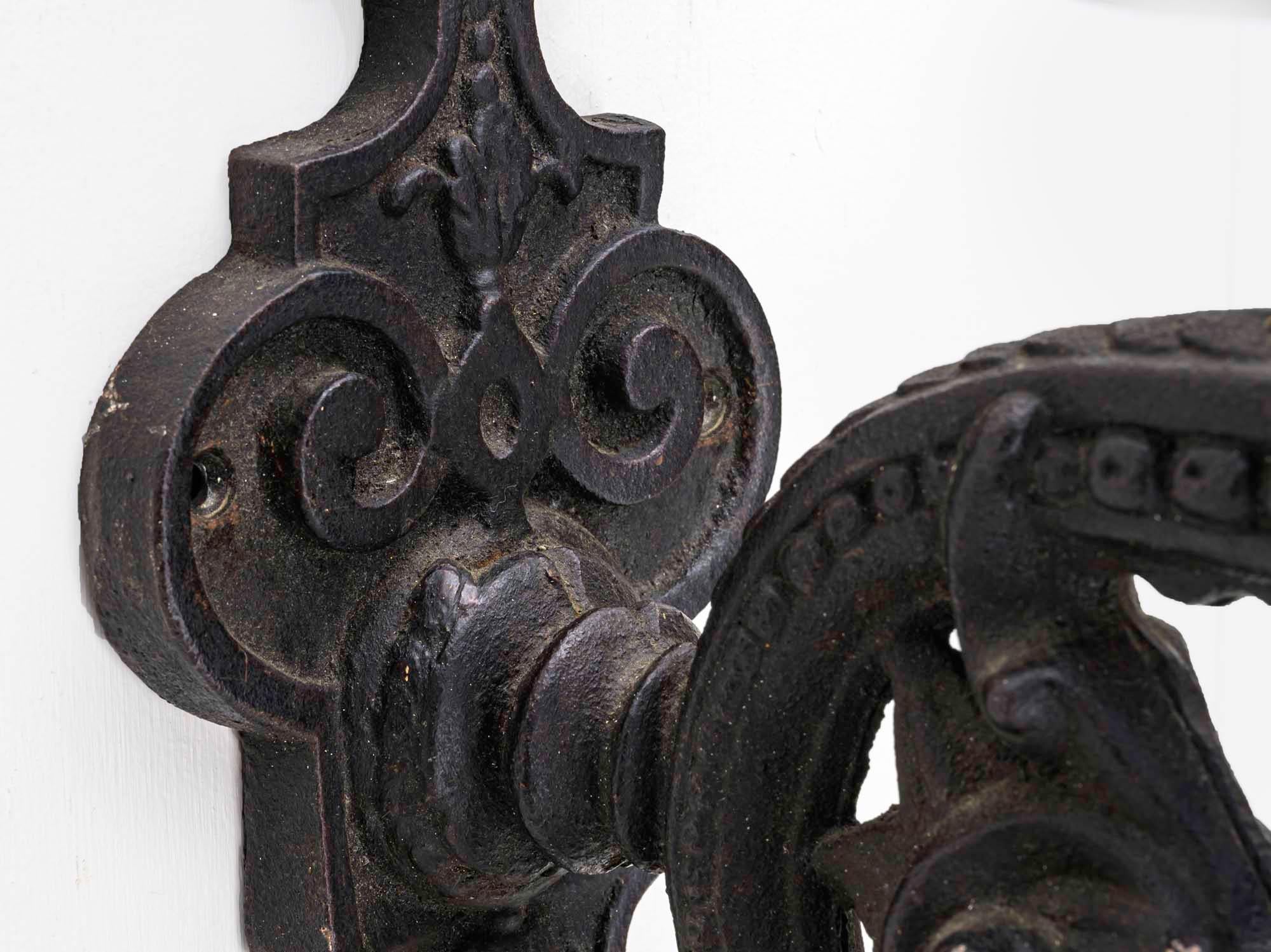 Wall light, Griffin Iron Sconce In Good Condition For Sale In Summerland, CA