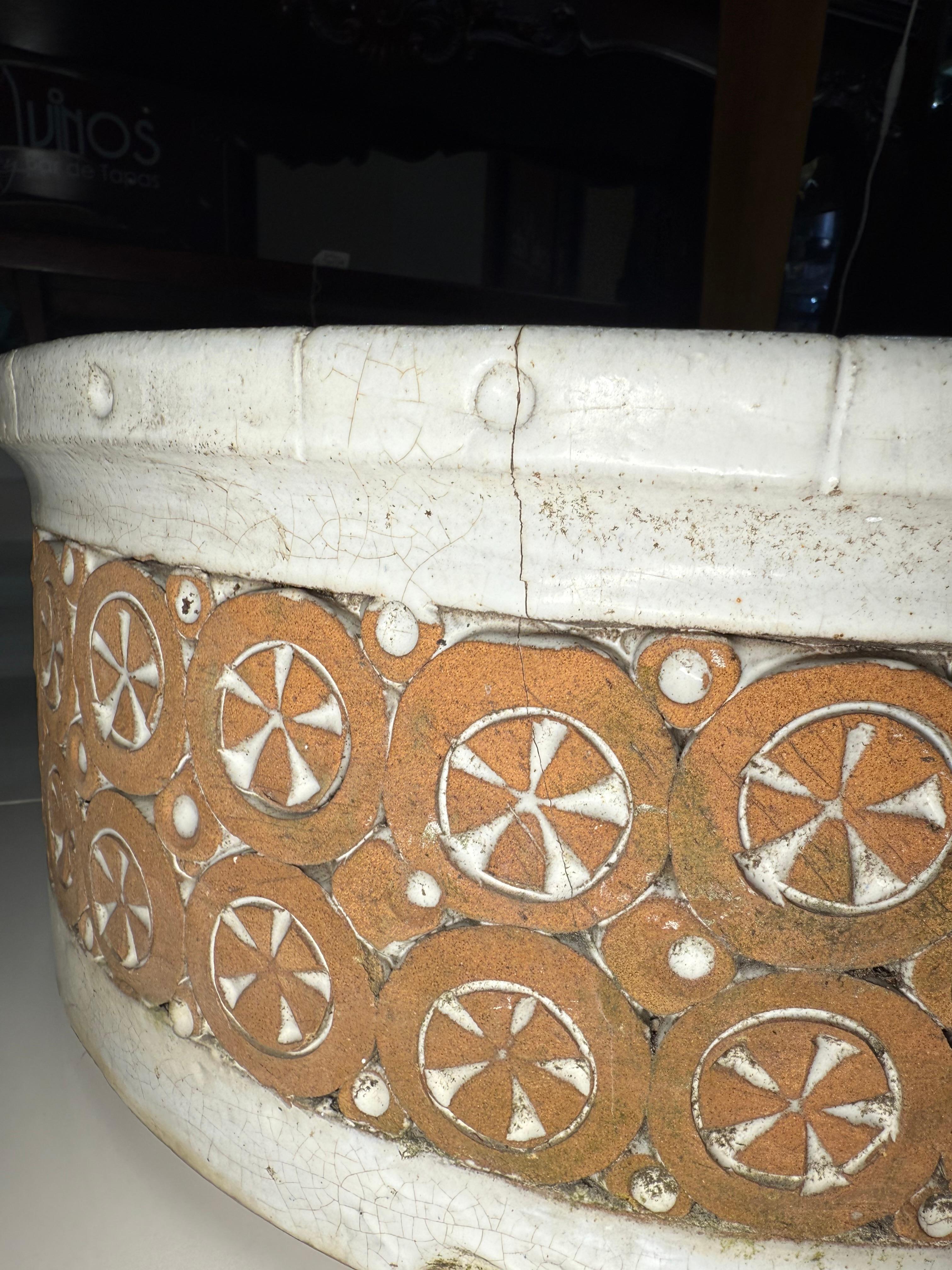 Large Isla Del Sol Stoneware Bowl Planter 6