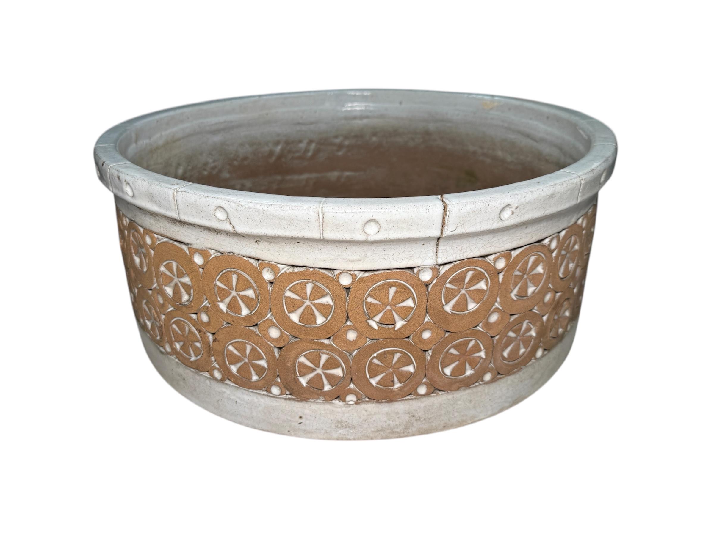 Modern Large Isla Del Sol Stoneware Bowl Planter