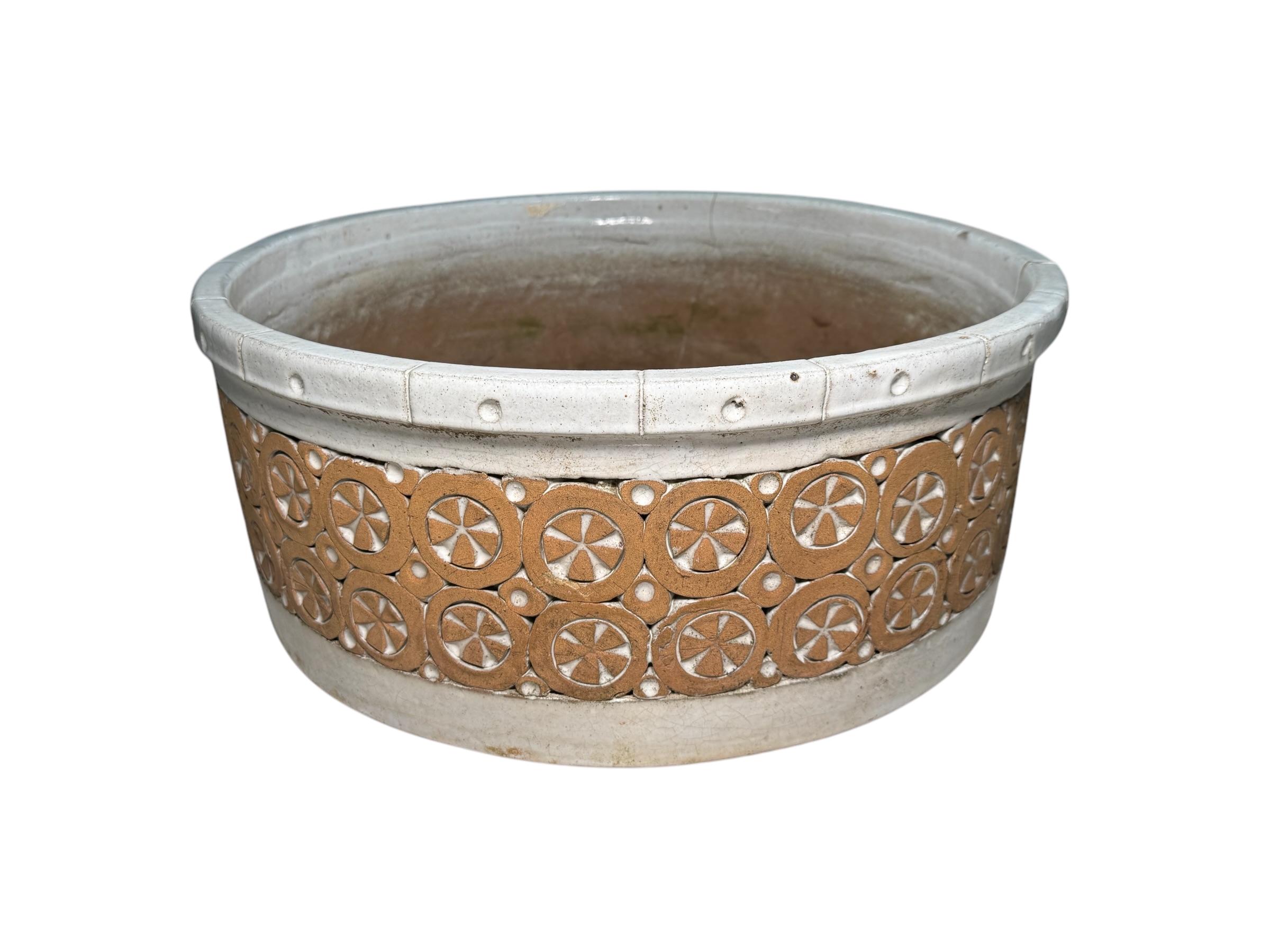 Large Isla Del Sol Stoneware Bowl Planter In Good Condition In Guaynabo, PR