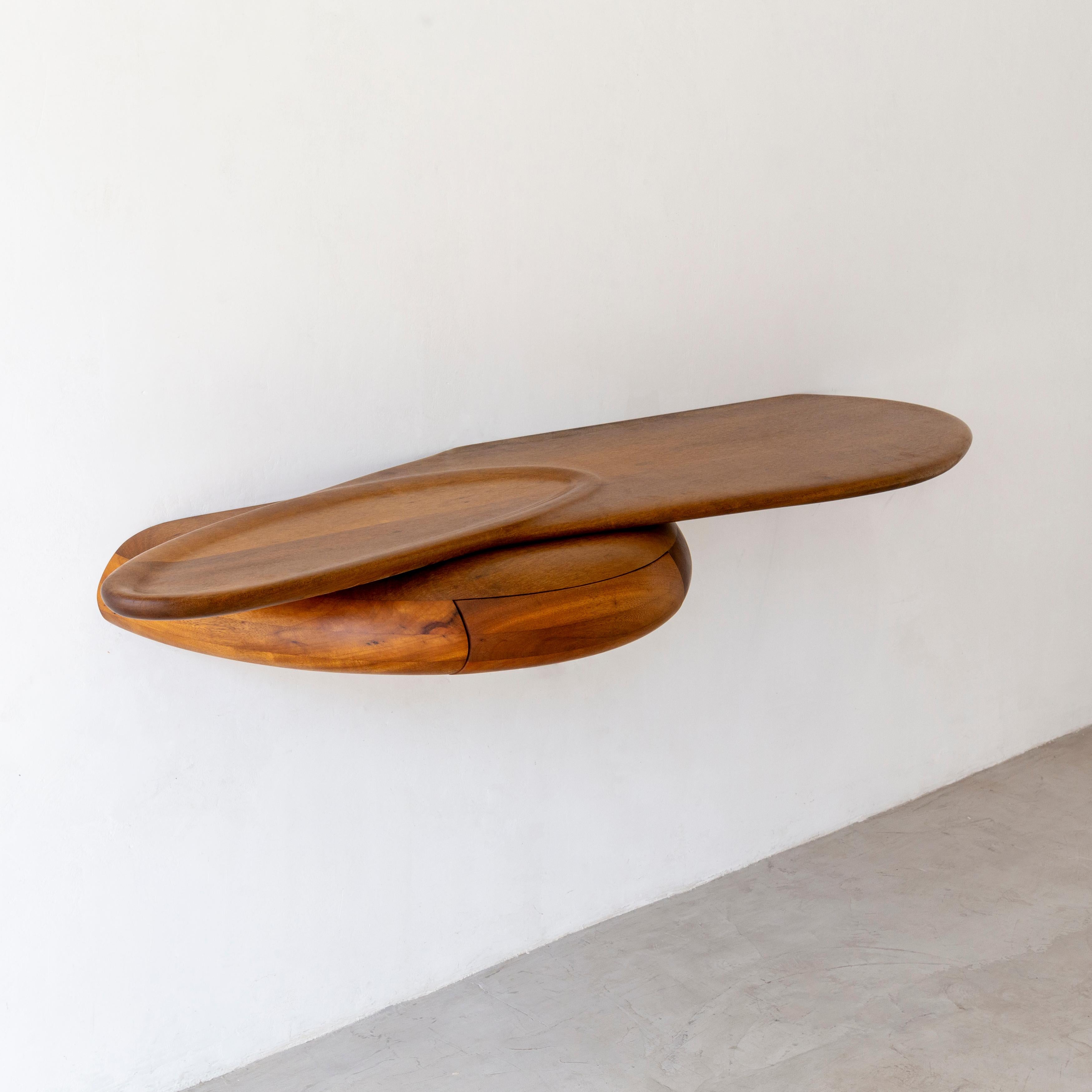 Mesa consola grande Ita by Estudio Prosa Posmoderno en venta