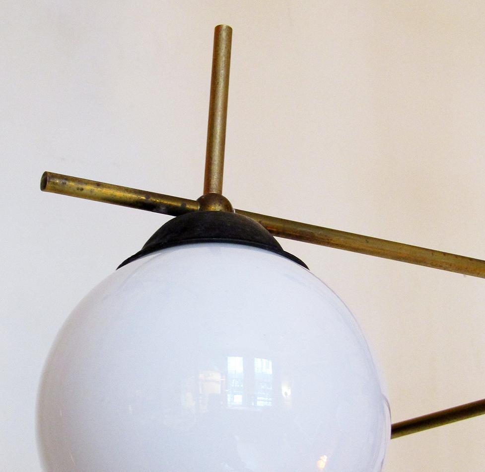 Large Italian 1950s Globe Chandelier in Brass and Glass in the style of Stilnovo 1