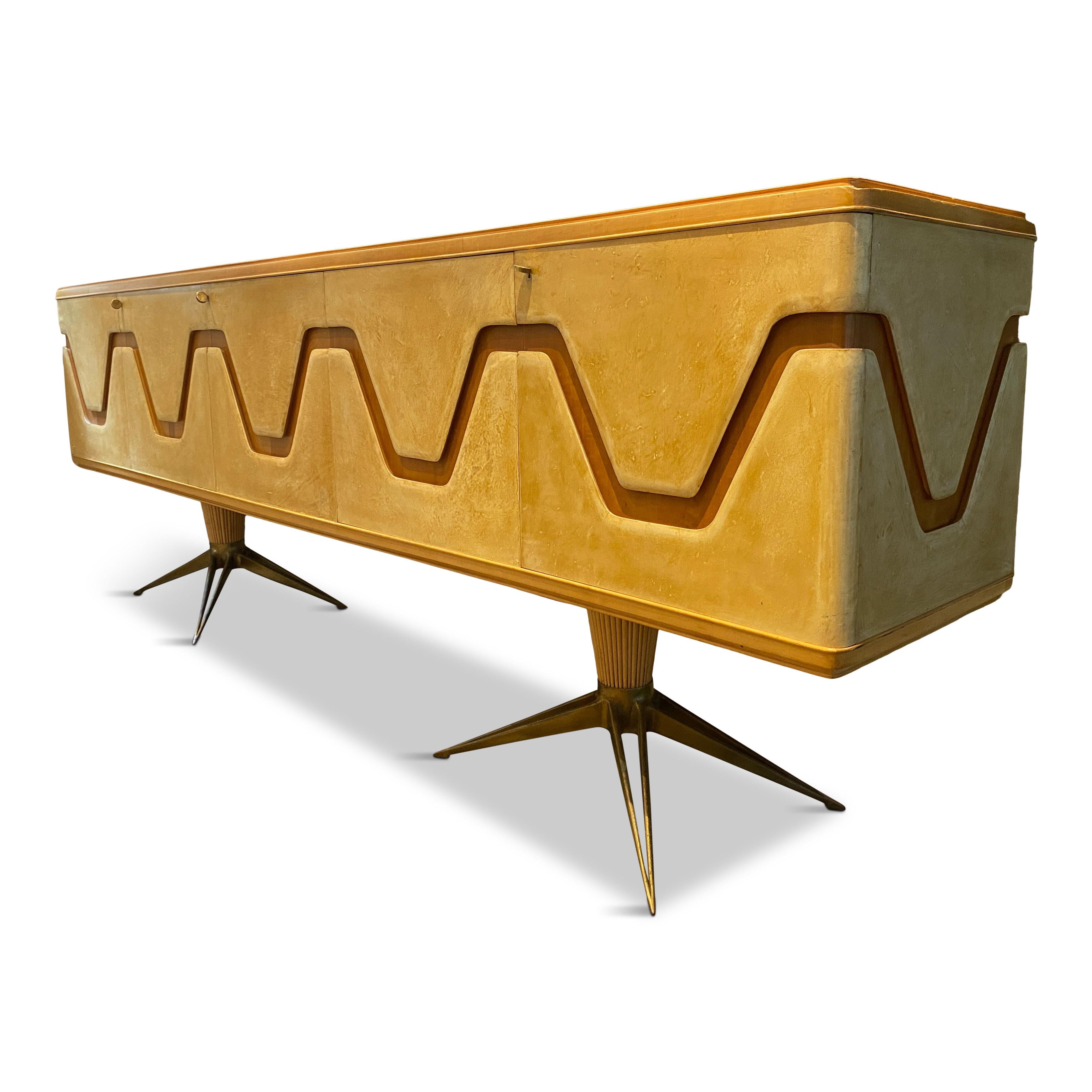 Large Italian 1950s Parchment Sideboard on Brass Star Legs In Good Condition For Sale In London, London
