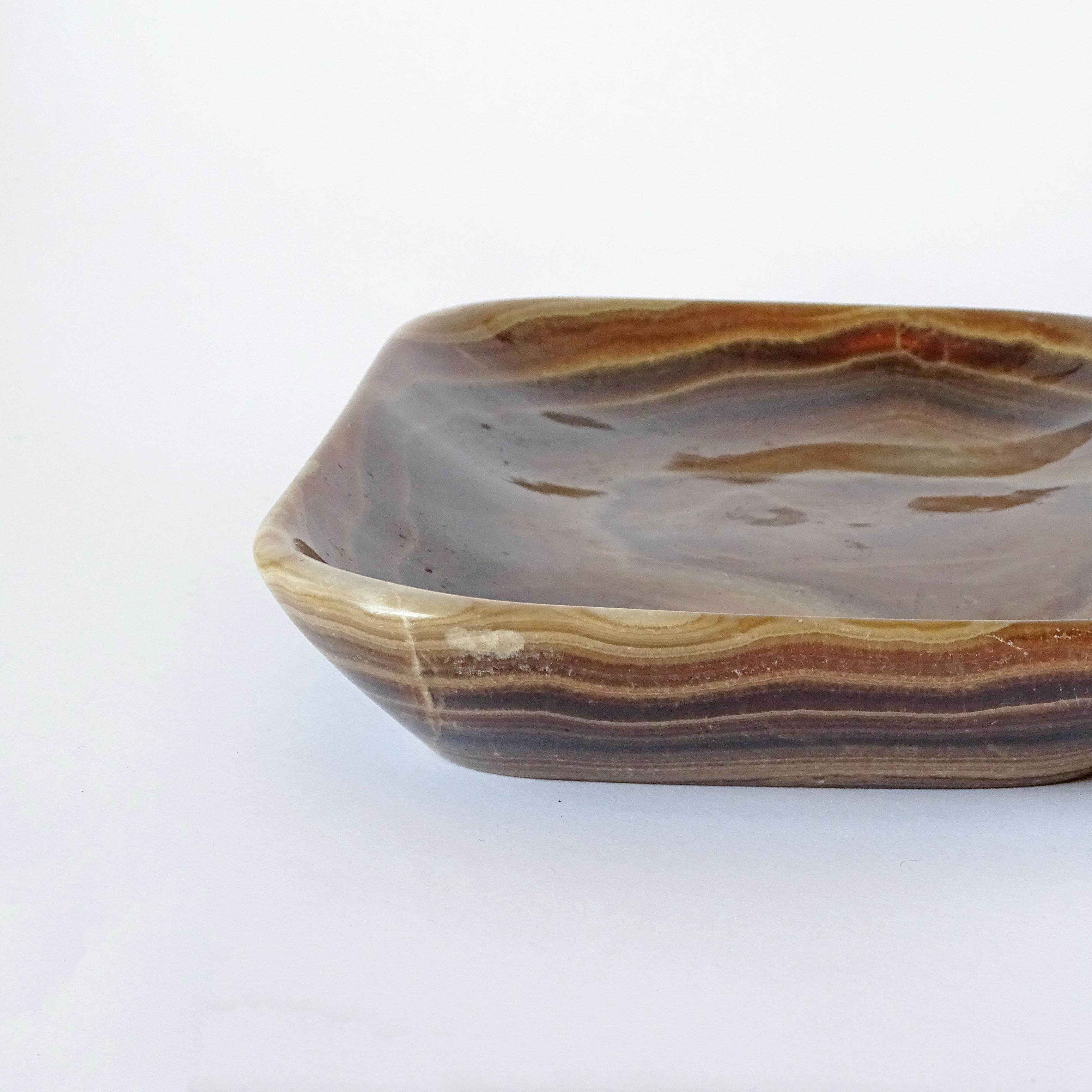 Grande vide poche in cristallo d'aragonite italiano degli anni '60 In condizioni buone in vendita a Milan, IT