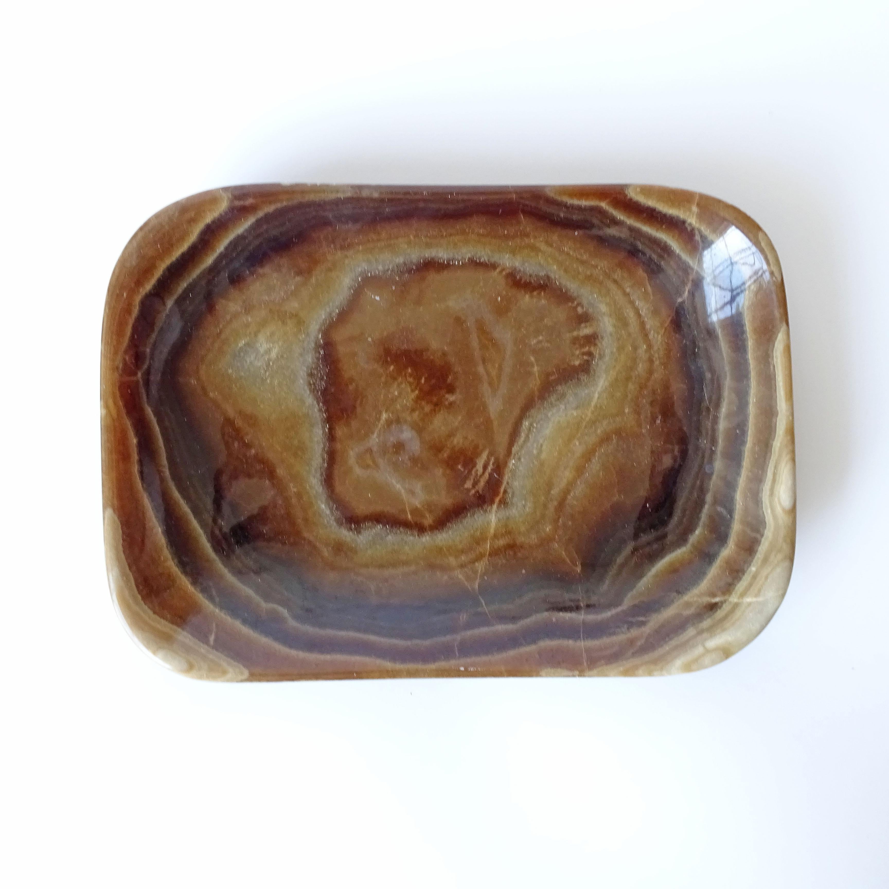 Pietra Grande vide poche in cristallo d'aragonite italiano degli anni '60 in vendita