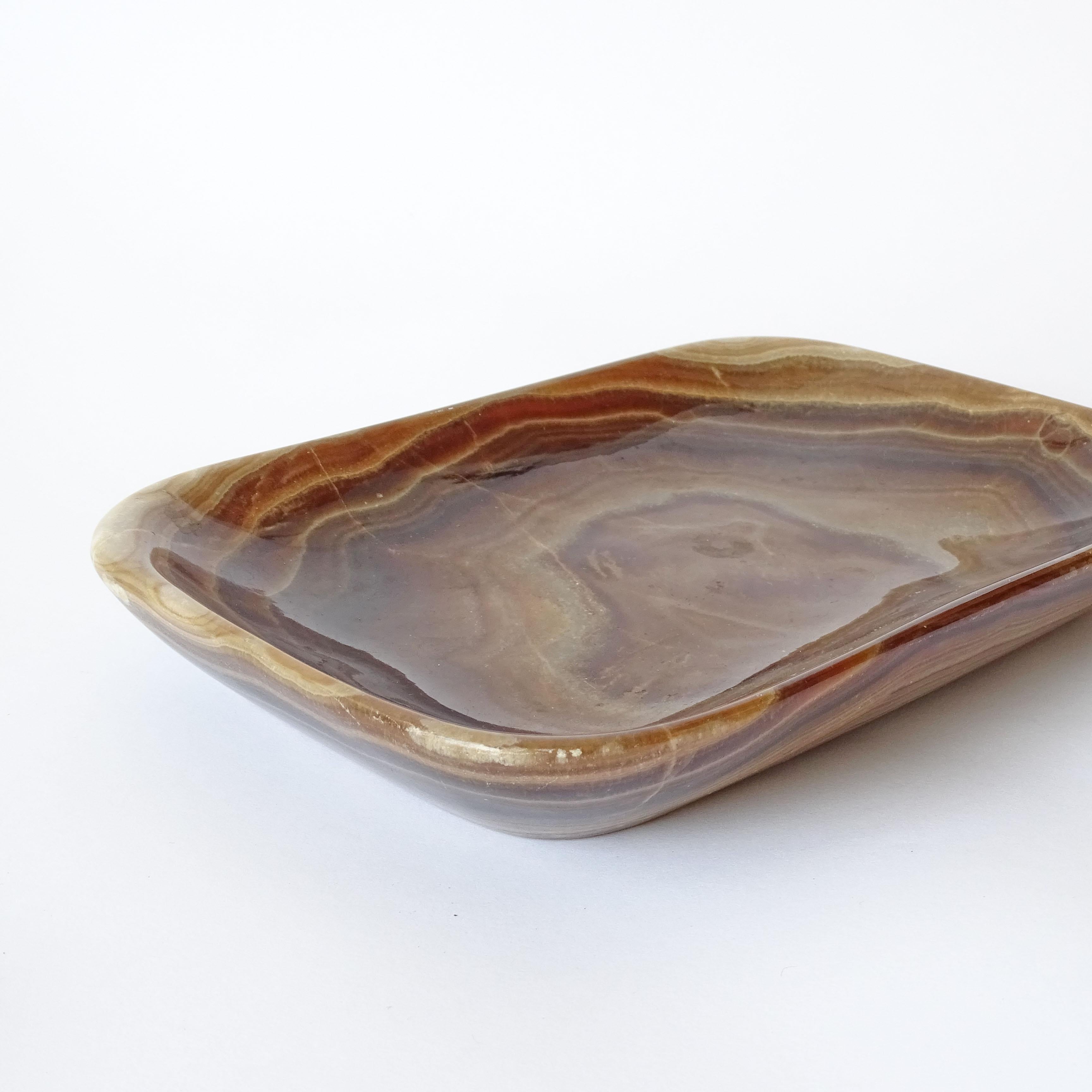 Grande vide poche in cristallo d'aragonite italiano degli anni '60 in vendita 1