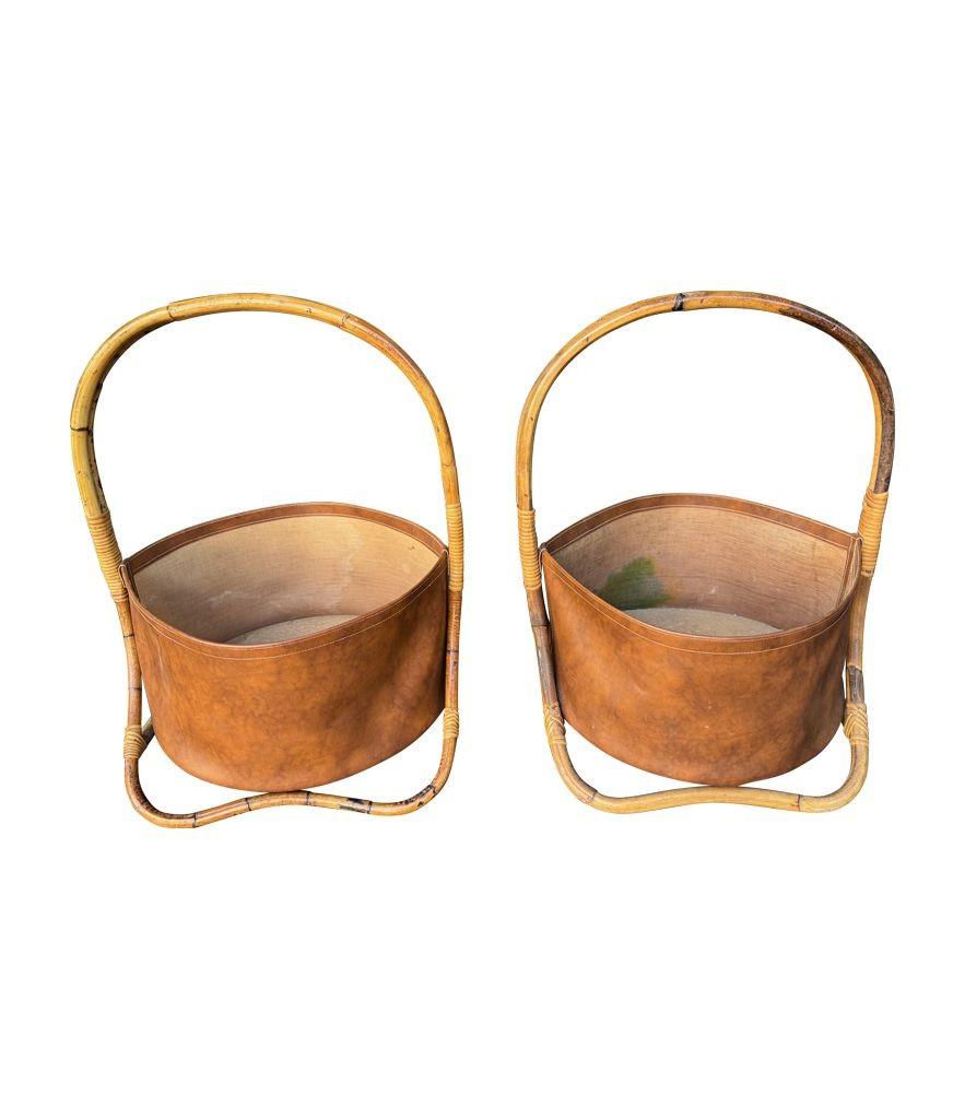 Große italienische Körbe aus Bambus und Rattan aus den 1960er Jahren mit Schalen aus Kunstleder im Angebot 1