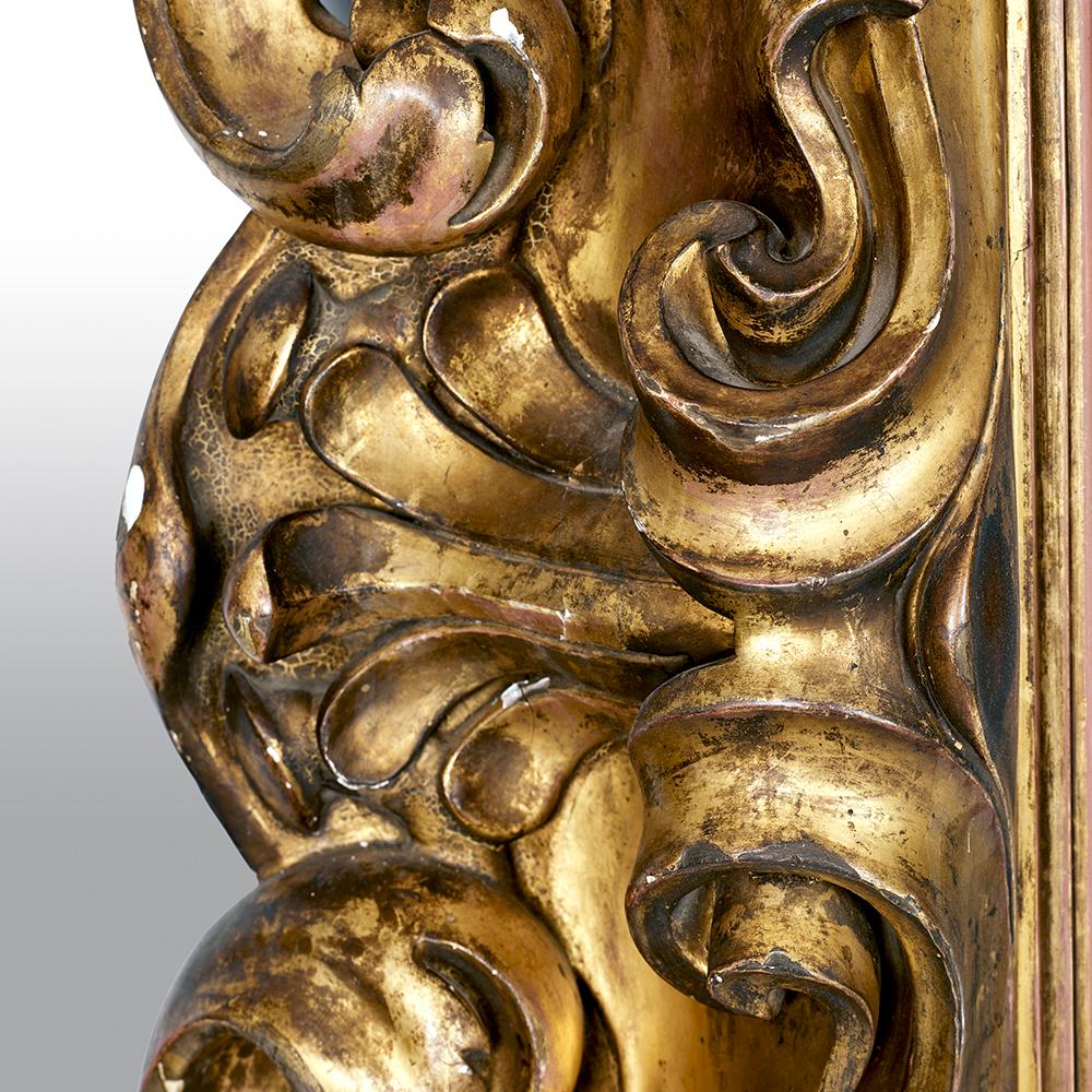 Grande specchio italiano del XIX secolo in legno dorato intagliato in vendita 2