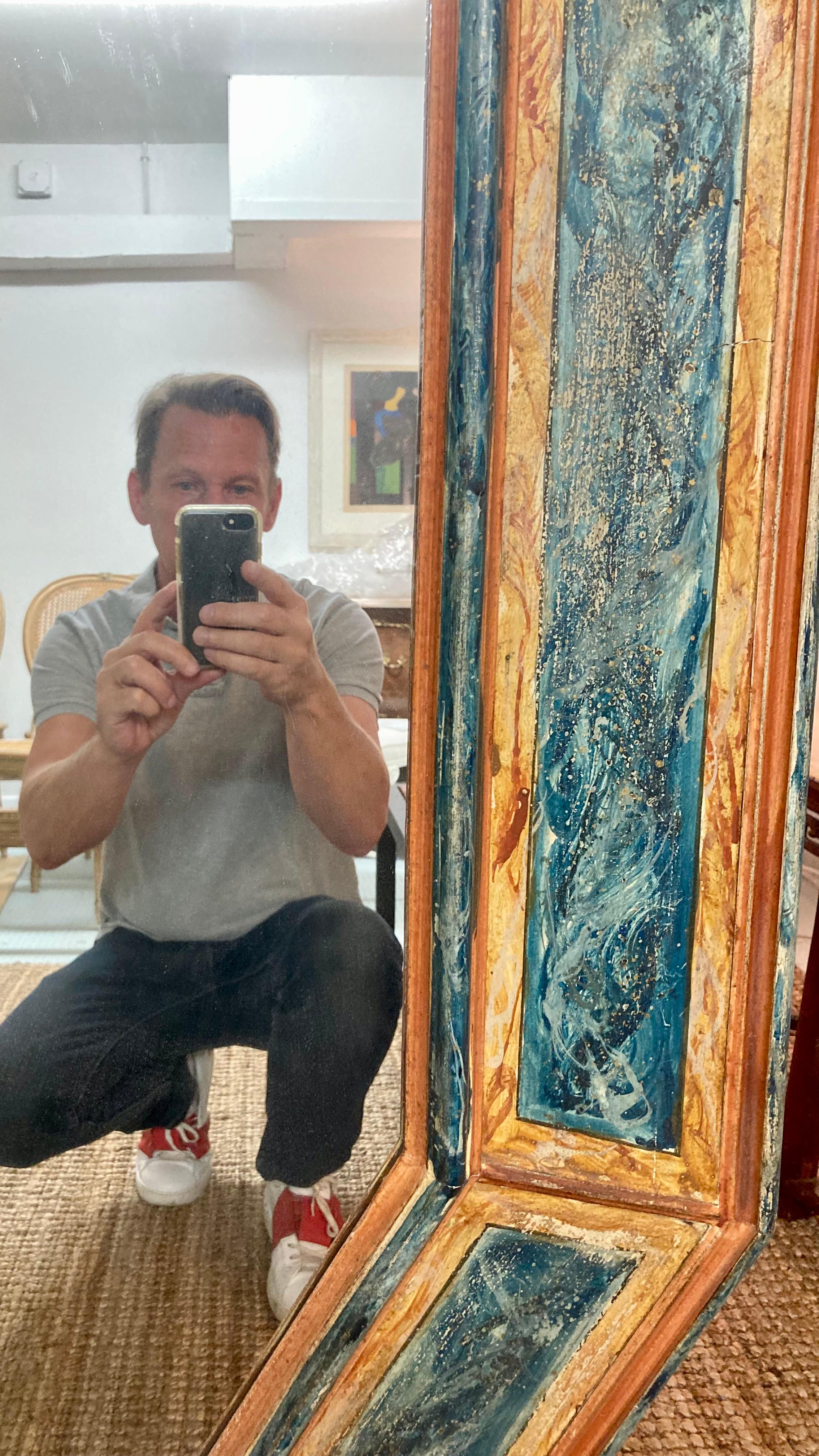 Großer italienischer Spiegel aus dem 19. Jahrhundert mit bemaltem Kunstmarmor im Angebot 4