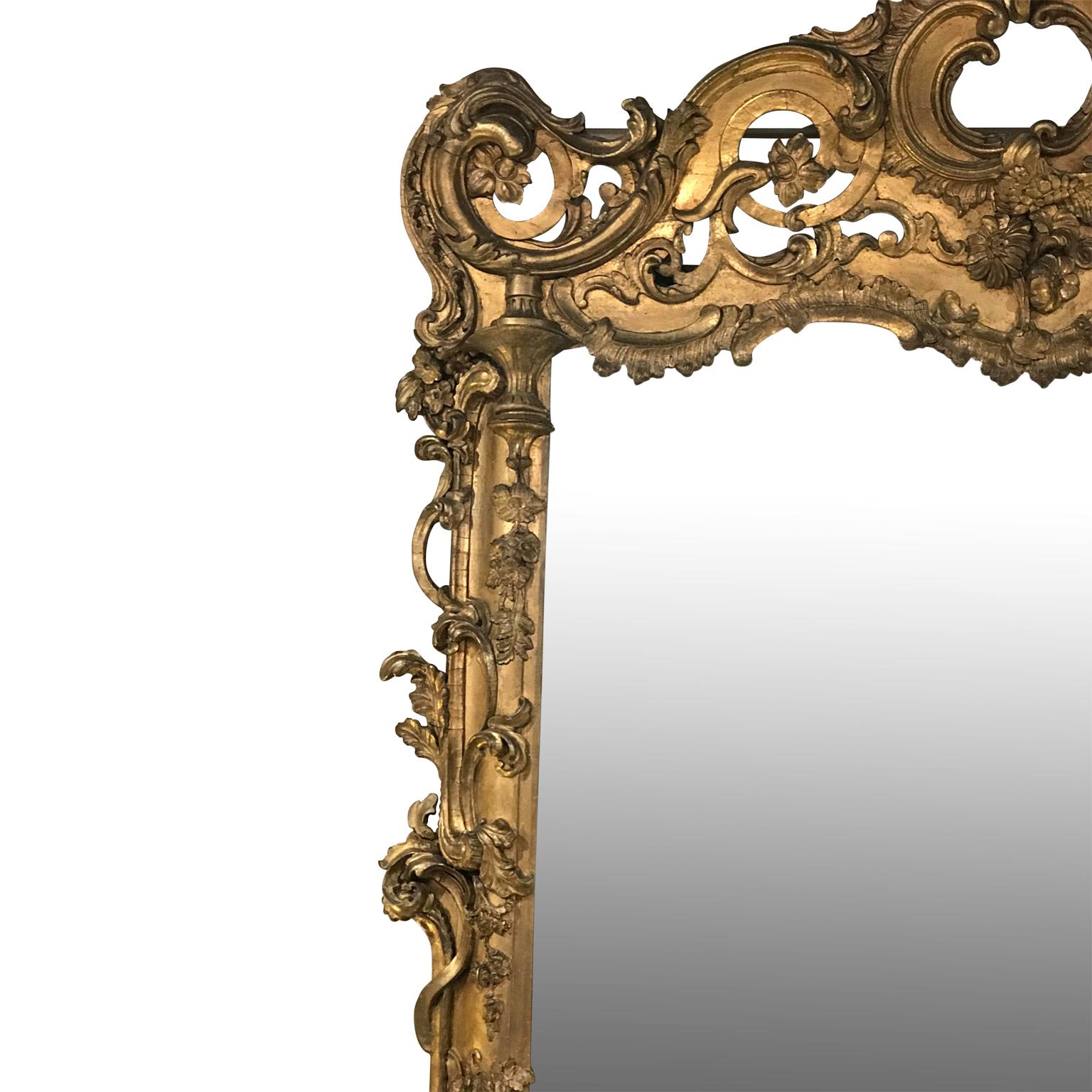 Large Italian 19th Century Rococo Gilt Mirror In Good Condition In Haddonfield, NJ