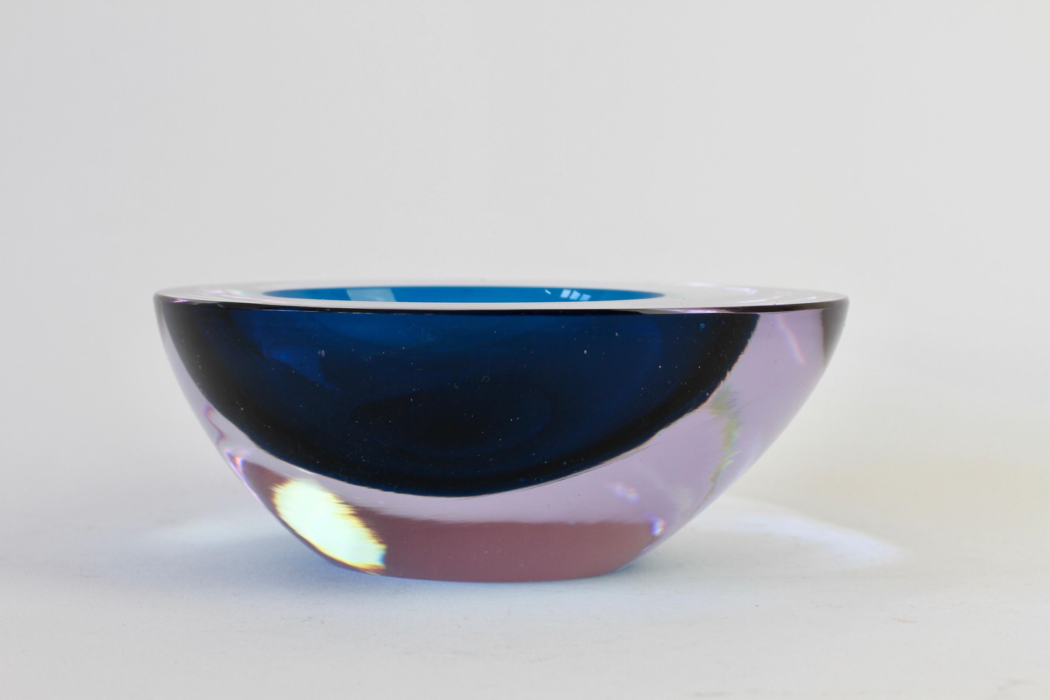 Large Italian Alexandrite and Blue Sommerso Murano Glass Bowl, Dish or Ashtray For Sale 2