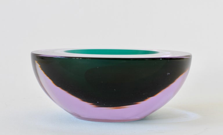 Large Italian Alexandrite and Green Sommerso Murano Glass Bowl, Dish or Ashtray For Sale 8
