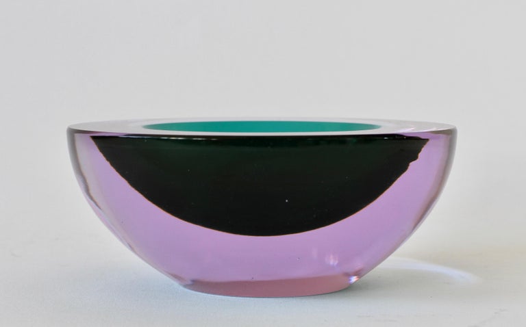 Large Italian Alexandrite and Green Sommerso Murano Glass Bowl, Dish or Ashtray For Sale 11
