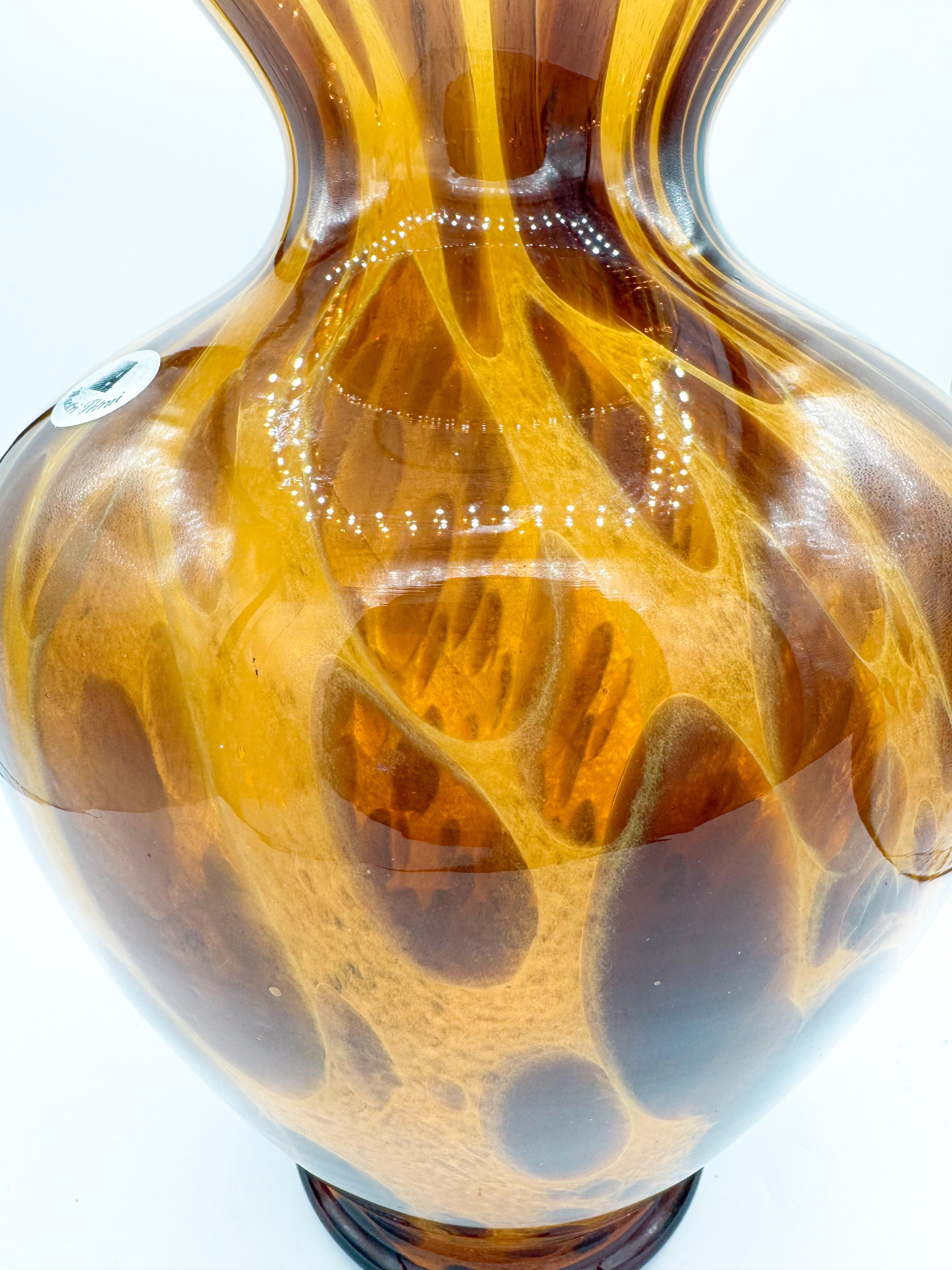 Large Italian Amber Tortoiseshell Murano Glass Vase by Maestri Vetrai, 1970s MCM 2