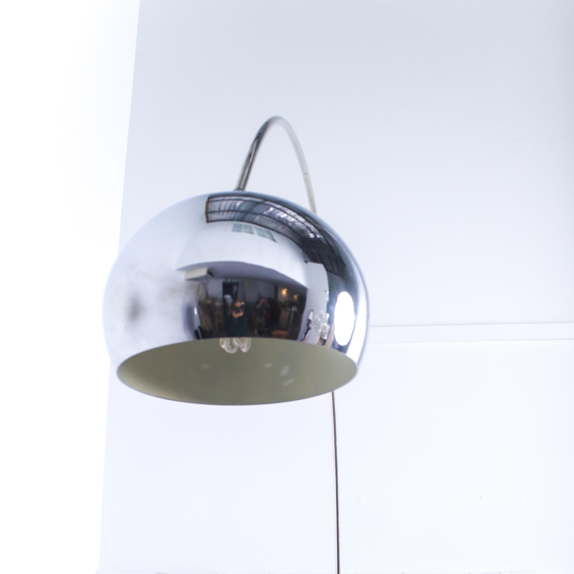 Mid-Century Modern Mid Century Modern Italian Chrome Arc Lamp with Black Base, 1970 For Sale