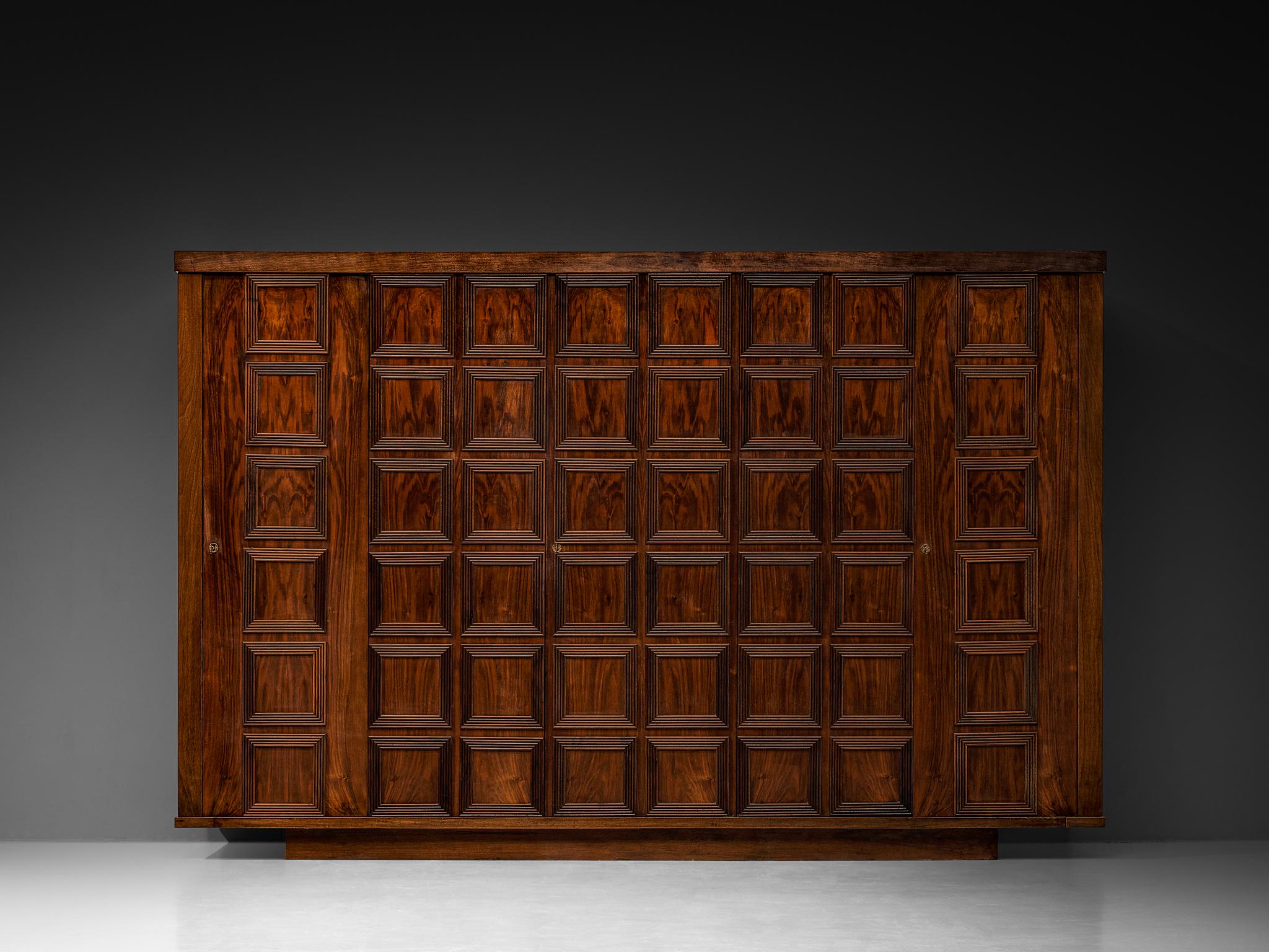 Large Italian Art Deco Wardrobe or Highboard in Walnut 1940s In Good Condition For Sale In Waalwijk, NL