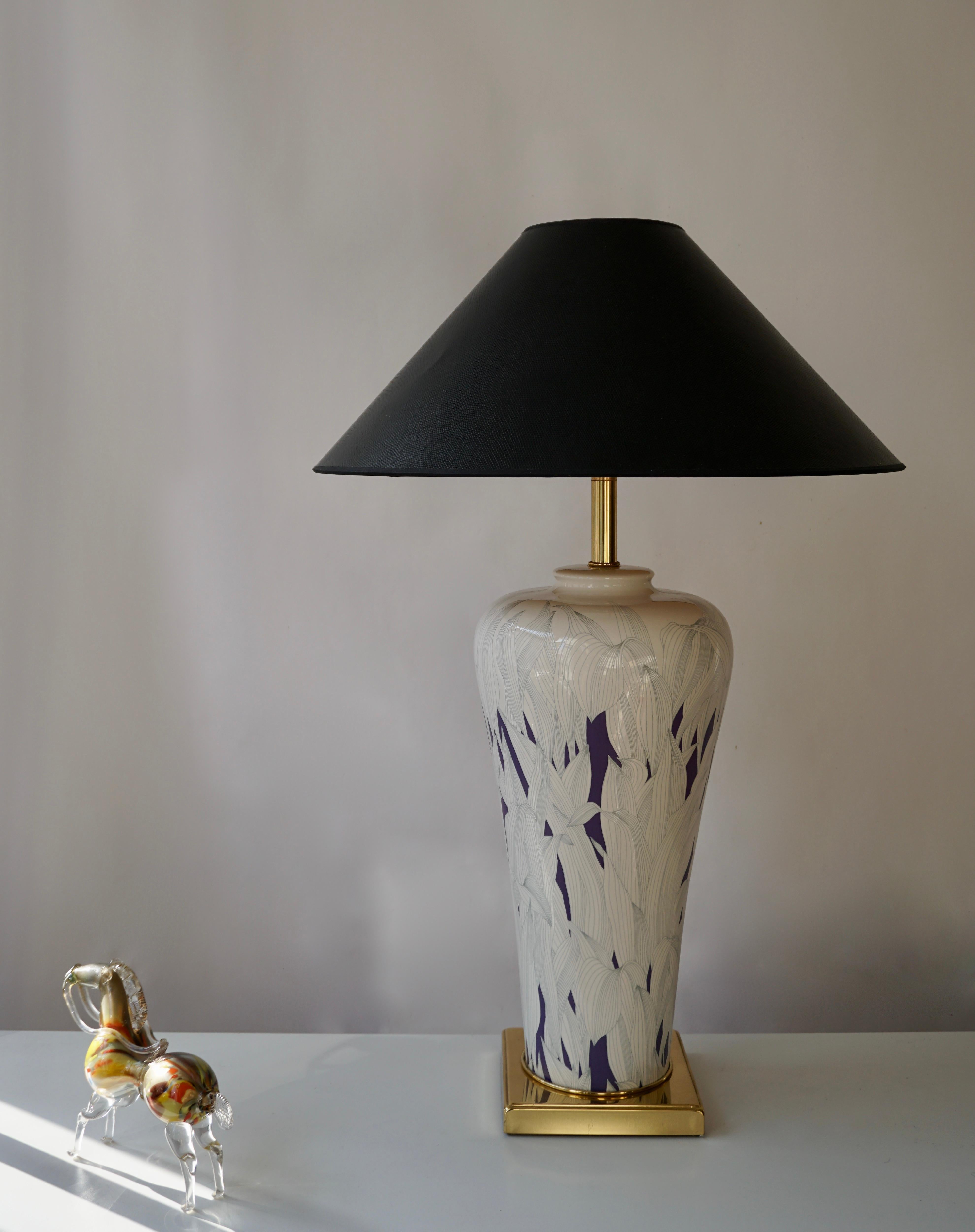 20th Century Large Italian Hollywood Regency Style Brass and Ceramic Table Lamp, 1970s For Sale