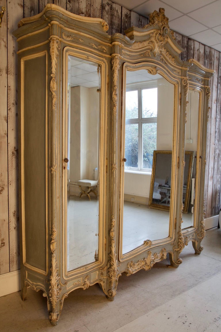 19th Century Italian Baroque Armoire For Sale at 1stDibs