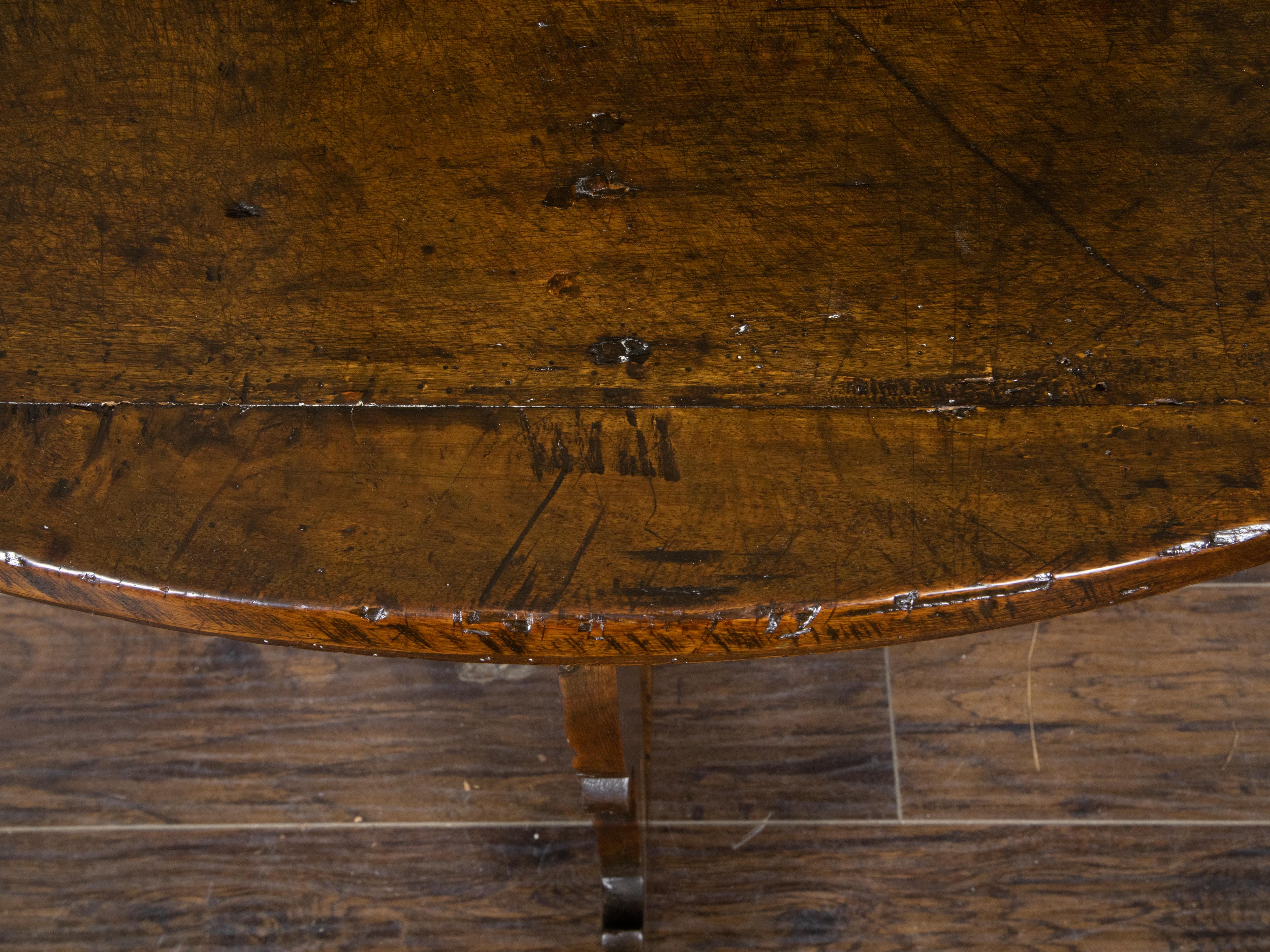 Large Italian Baroque Style 18th Century Walnut Demilune Table with Carved Legs For Sale 9