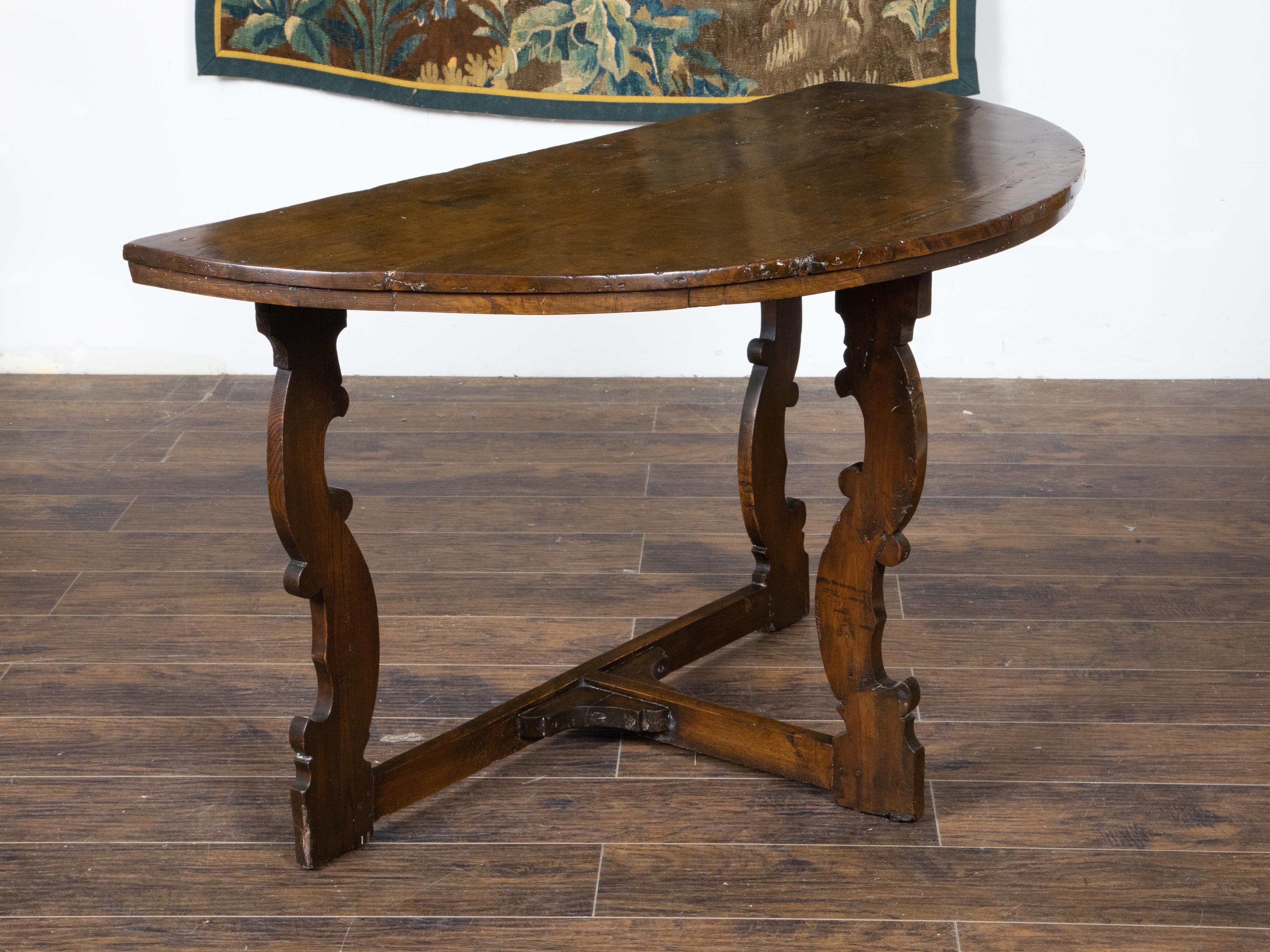 Large Italian Baroque Style 18th Century Walnut Demilune Table with Carved Legs For Sale 1